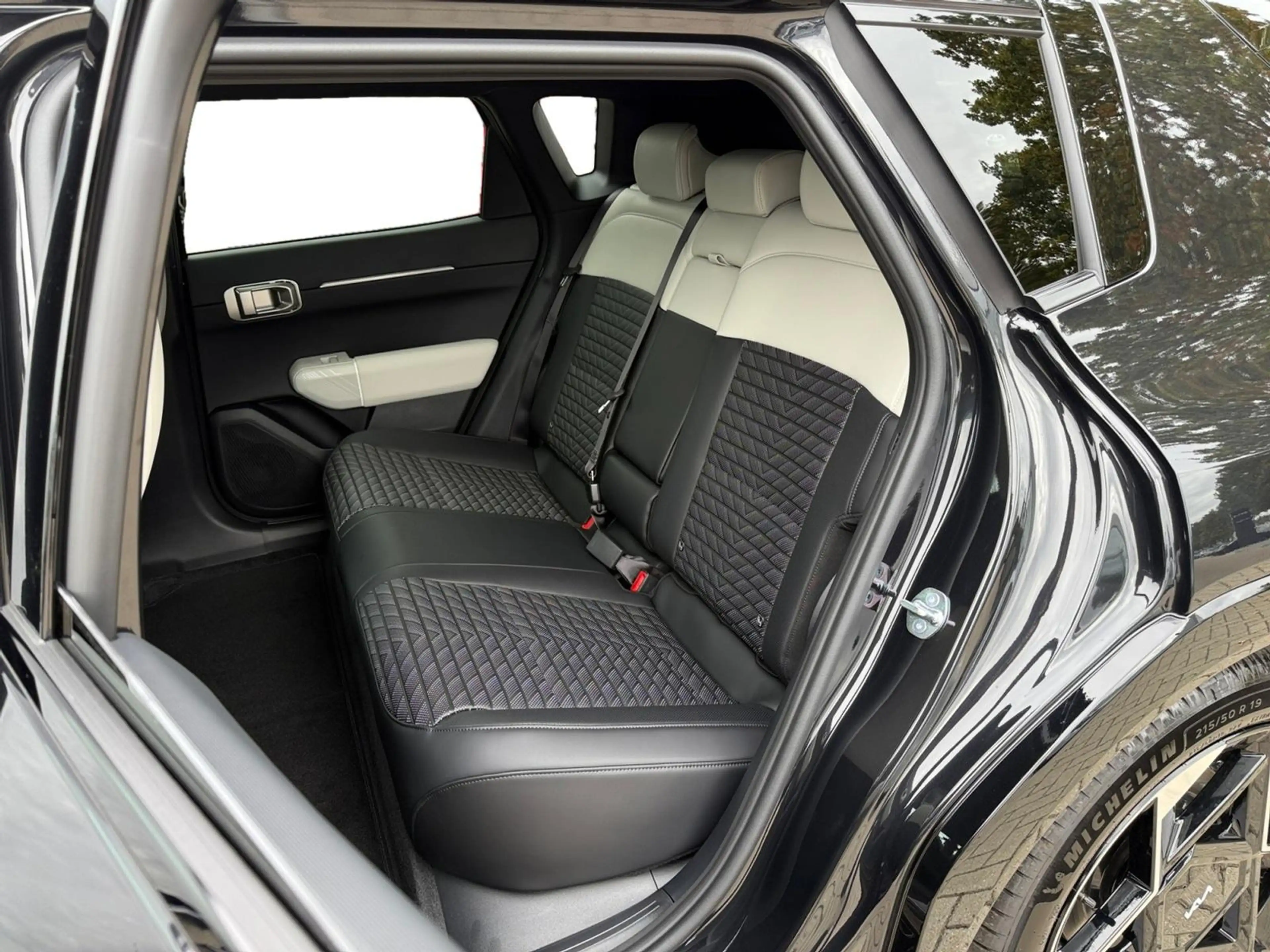 Kia EV4 GT-Line Business Edition 81.4 kWh I Leder I Carpla — photo 13
