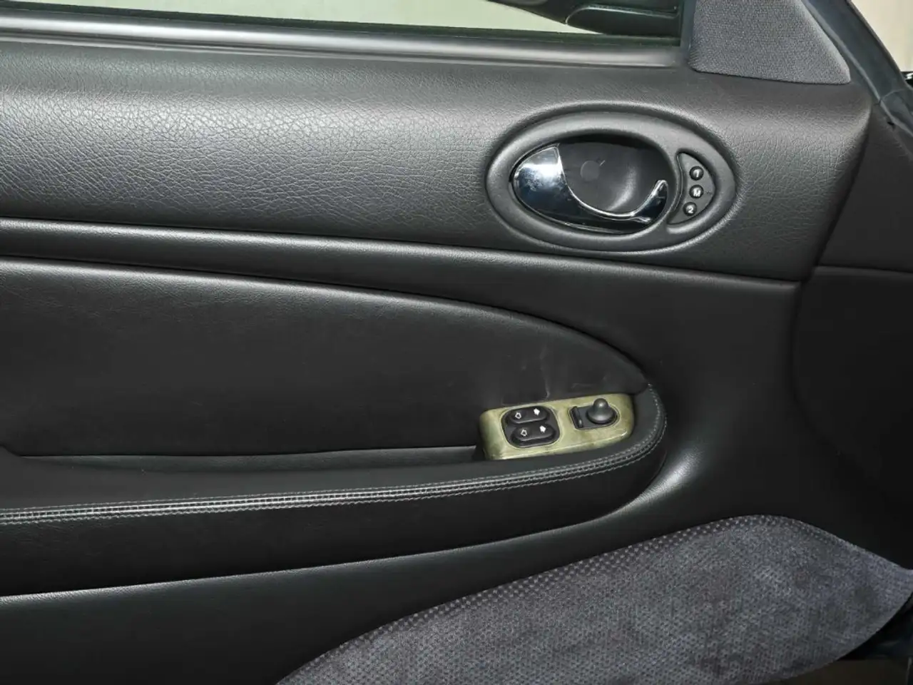 Jaguar XK8 4.0l V8 Coupe Memory SHZ beheizte WSS, foto 12
