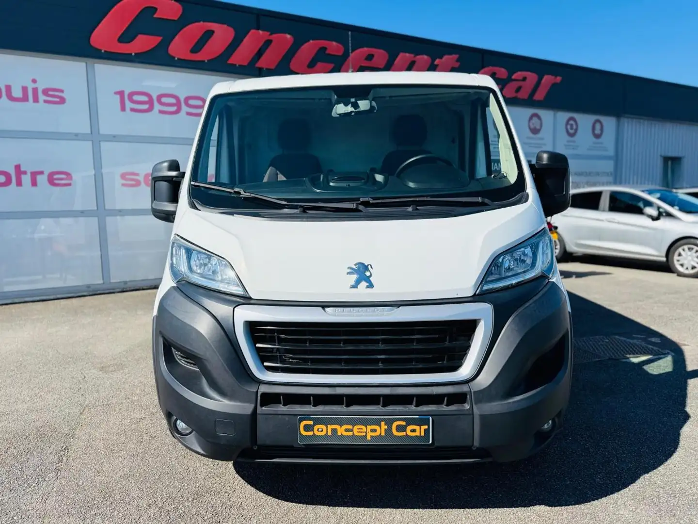 Peugeot Boxer Pro 330 L1H1 2.0 BlueHDi 110cv + Air conditionné + Alb - 2