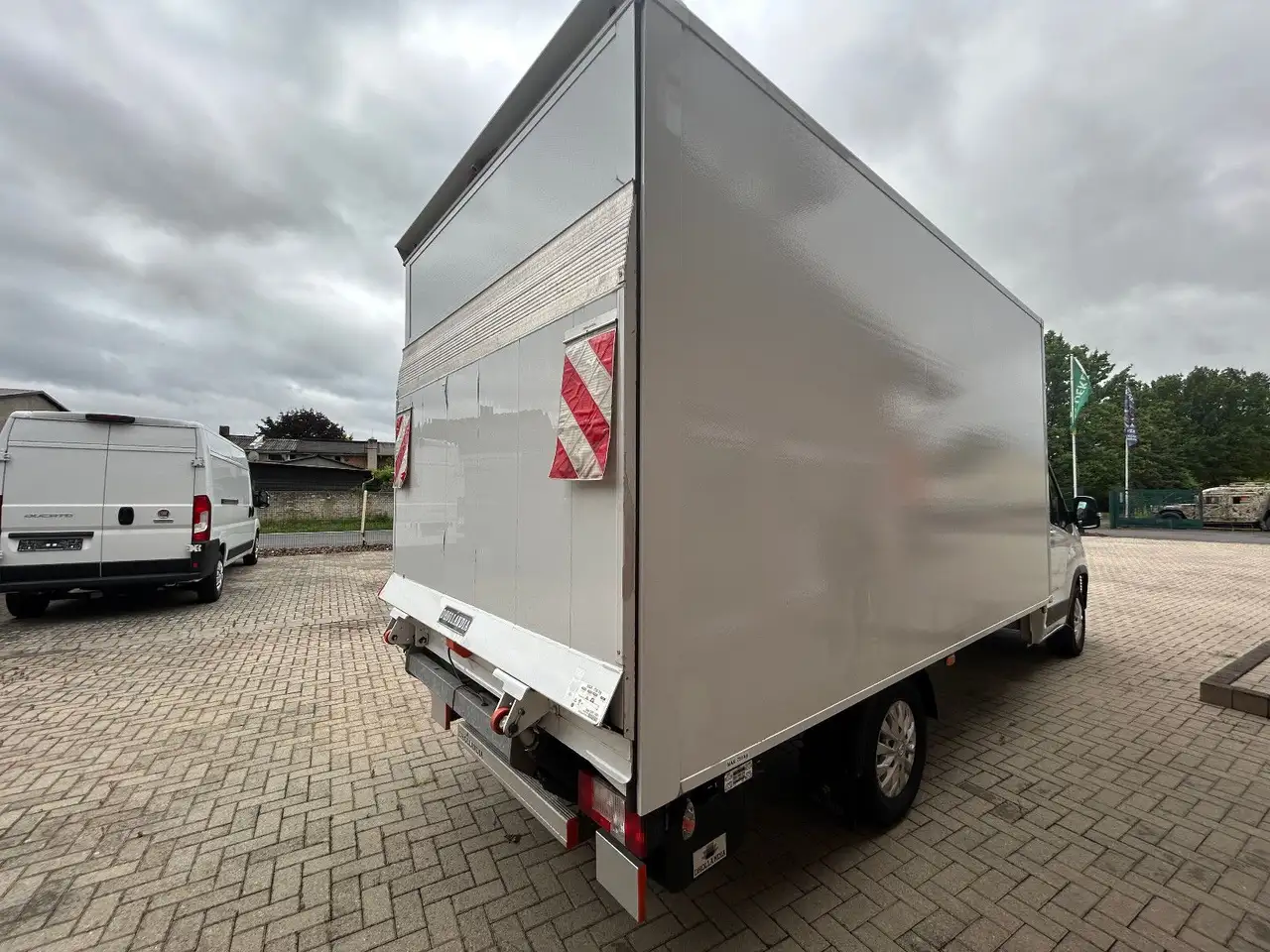 Maxus Deliver 9 2023