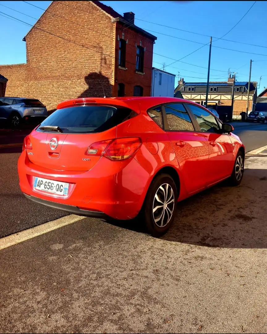 Opel Astra 1.7 CDTI 110 PACK CLIM - 2