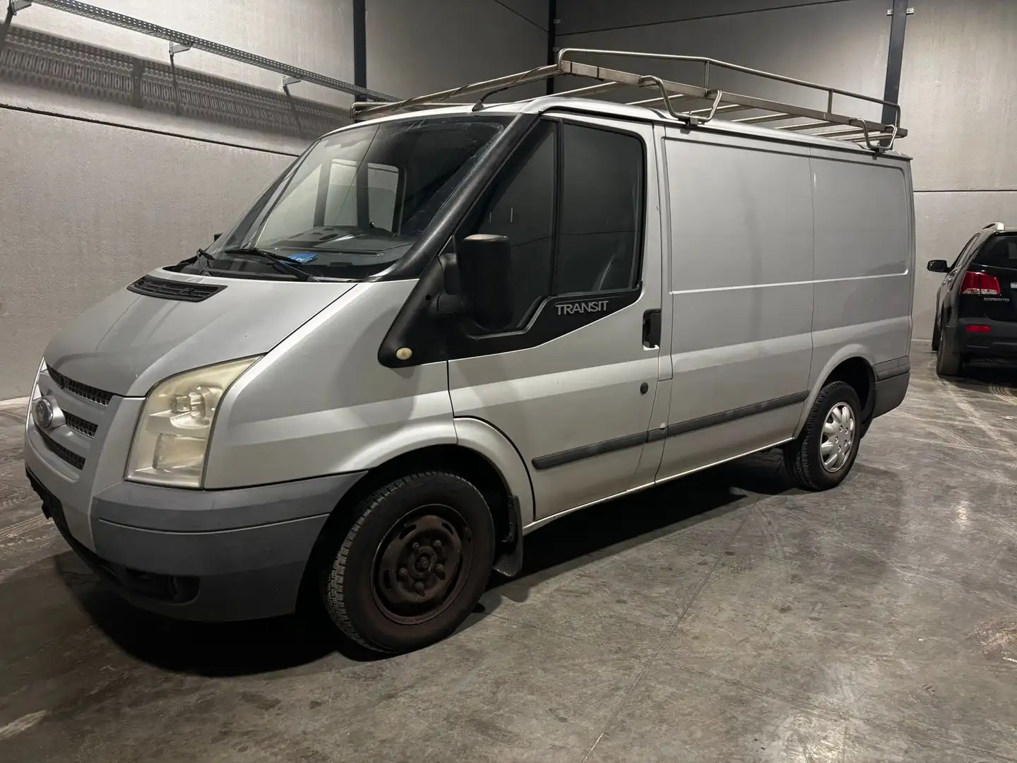 Ford Transit 300m - 1