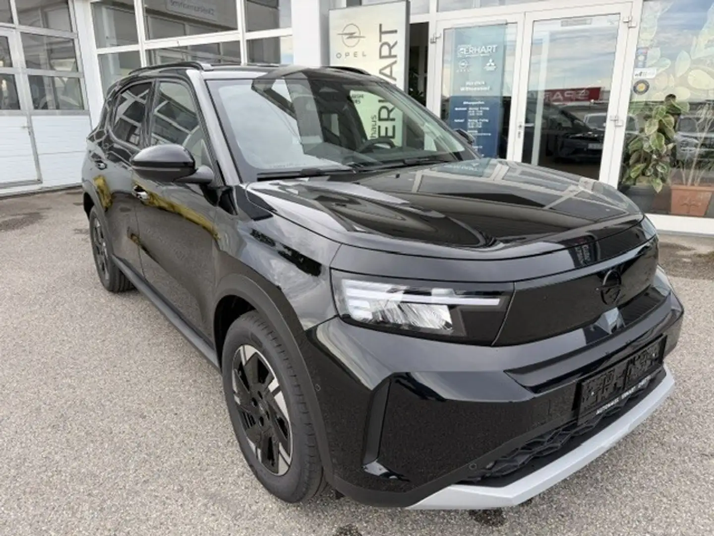 Opel Frontera Elektro 54kWh Ultimate Schwarz - 2