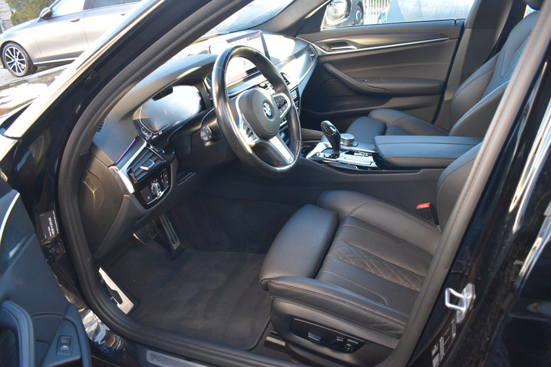 BMW 520 d Touring M SPORT*HEAD-UP*LED*LEDER*SHZ*PDC — photo 11