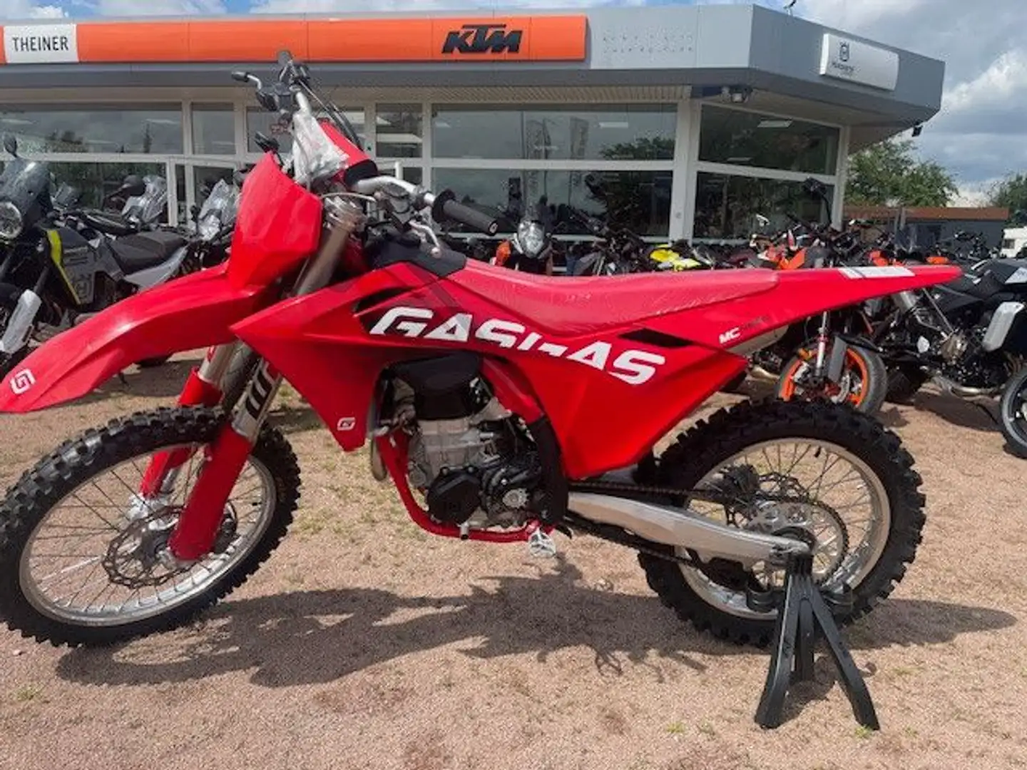 Gas Gas MC 250 F MY24 Red - 1