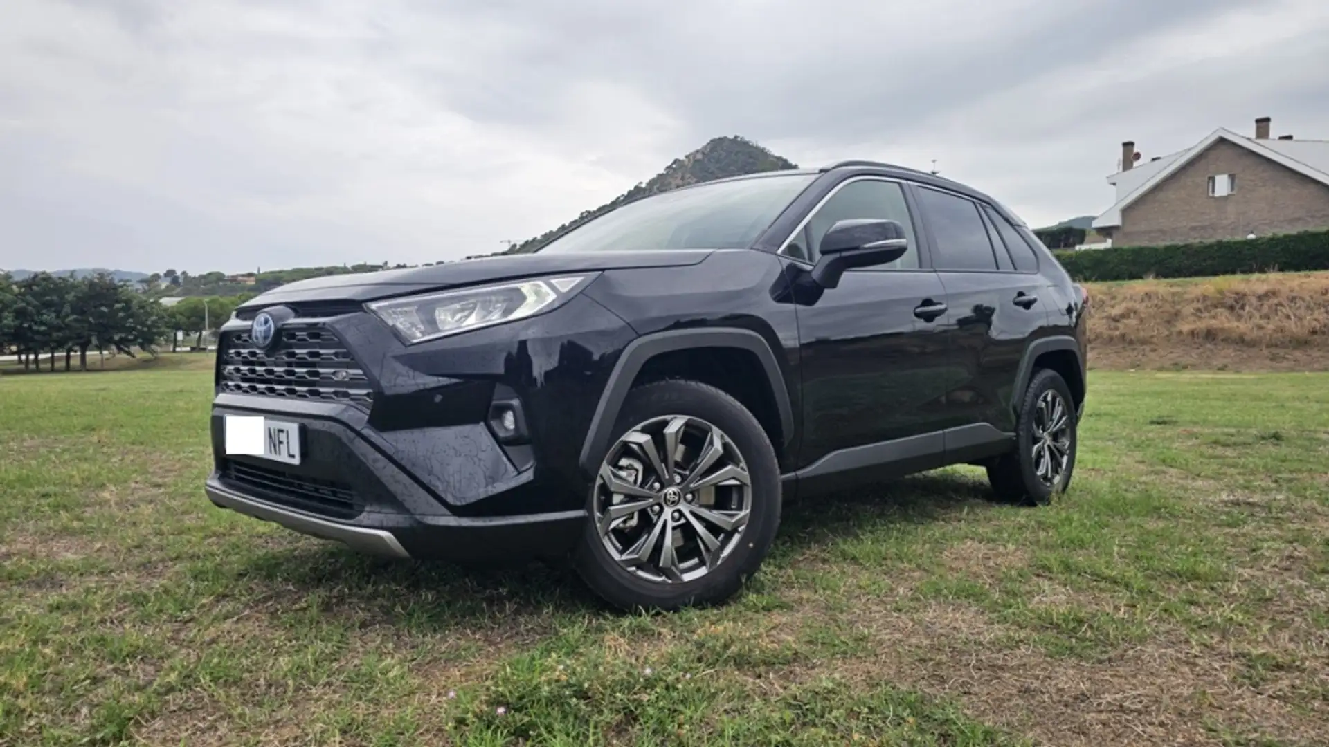 Toyota RAV4 2.5 hybrid 2WD Advance Negro - 1