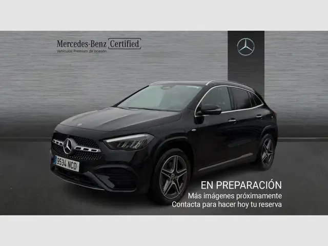 Mercedes-Benz GLA 250 e con tecnología híbrida EQ