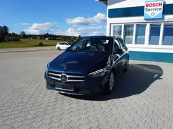 Mercedes-Benz B 180 B 180 (247.084)