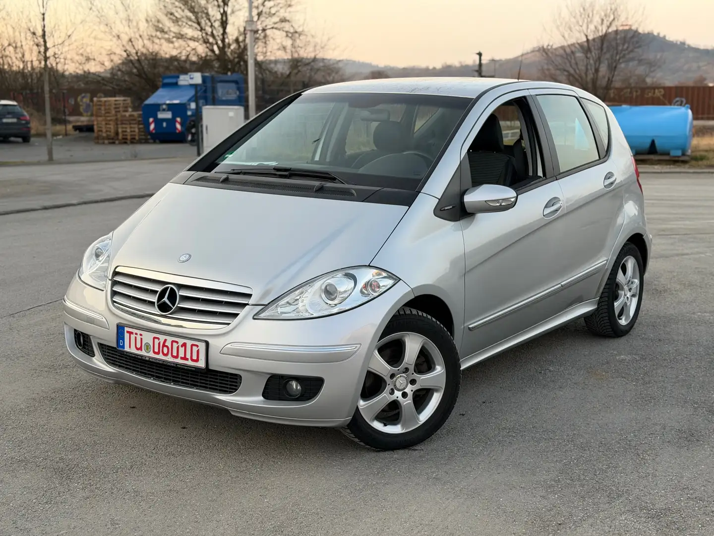Mercedes-Benz A 170 Avantgarde Klima | Sitzheizung | TÜV 03/2028 Gris - 2