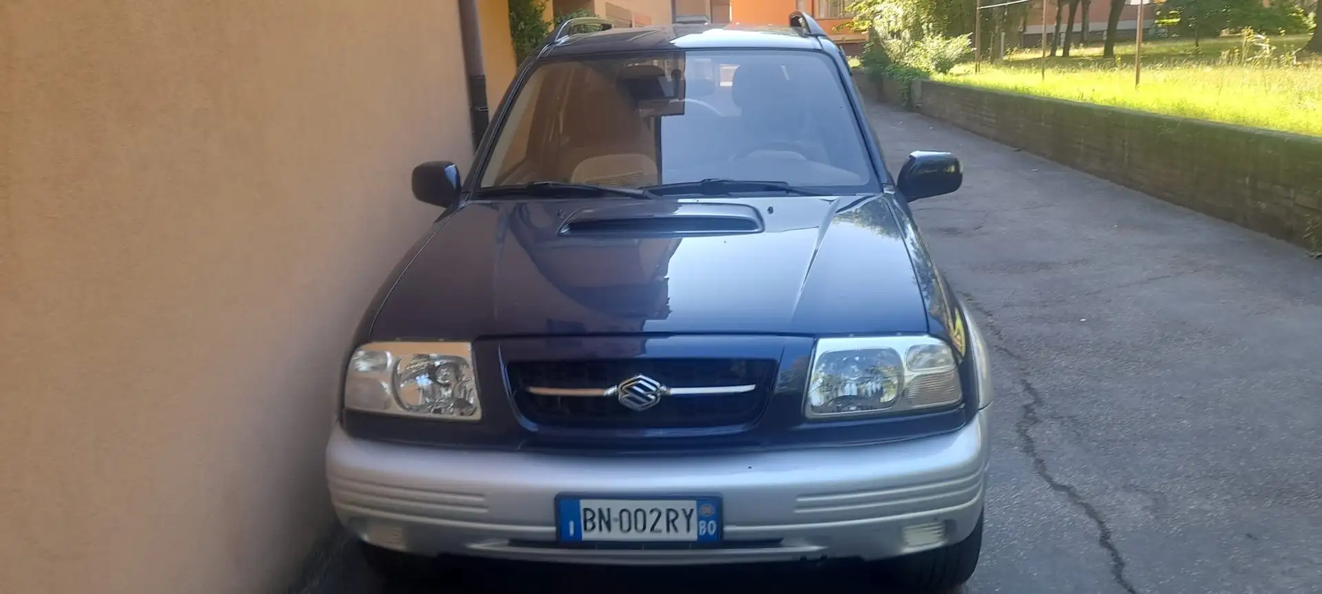 Suzuki Grand Vitara 5p 2.0 tdi c/2airbag,abs,AC - 1