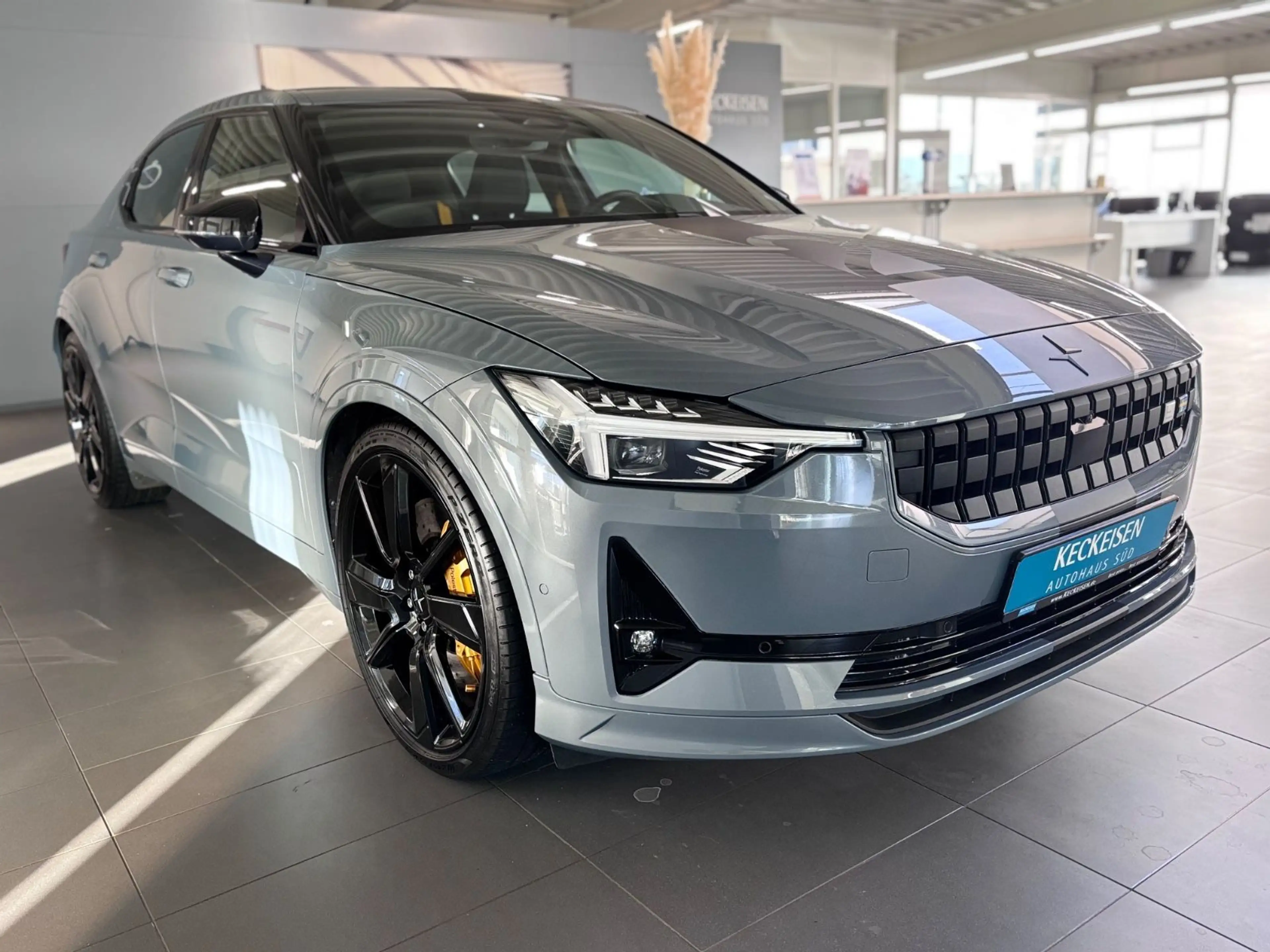 Polestar 2 Long Range Dual BST Edition 270 — photo 4