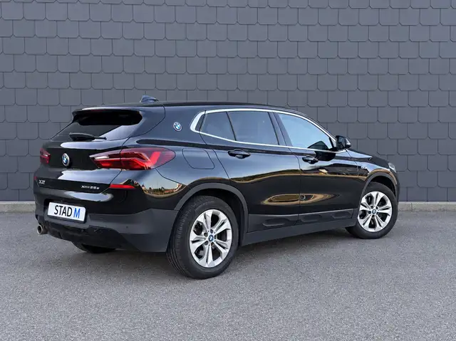 BMW X2 view 3