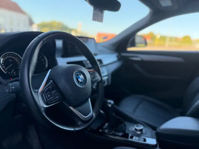 BMW X2 view 16