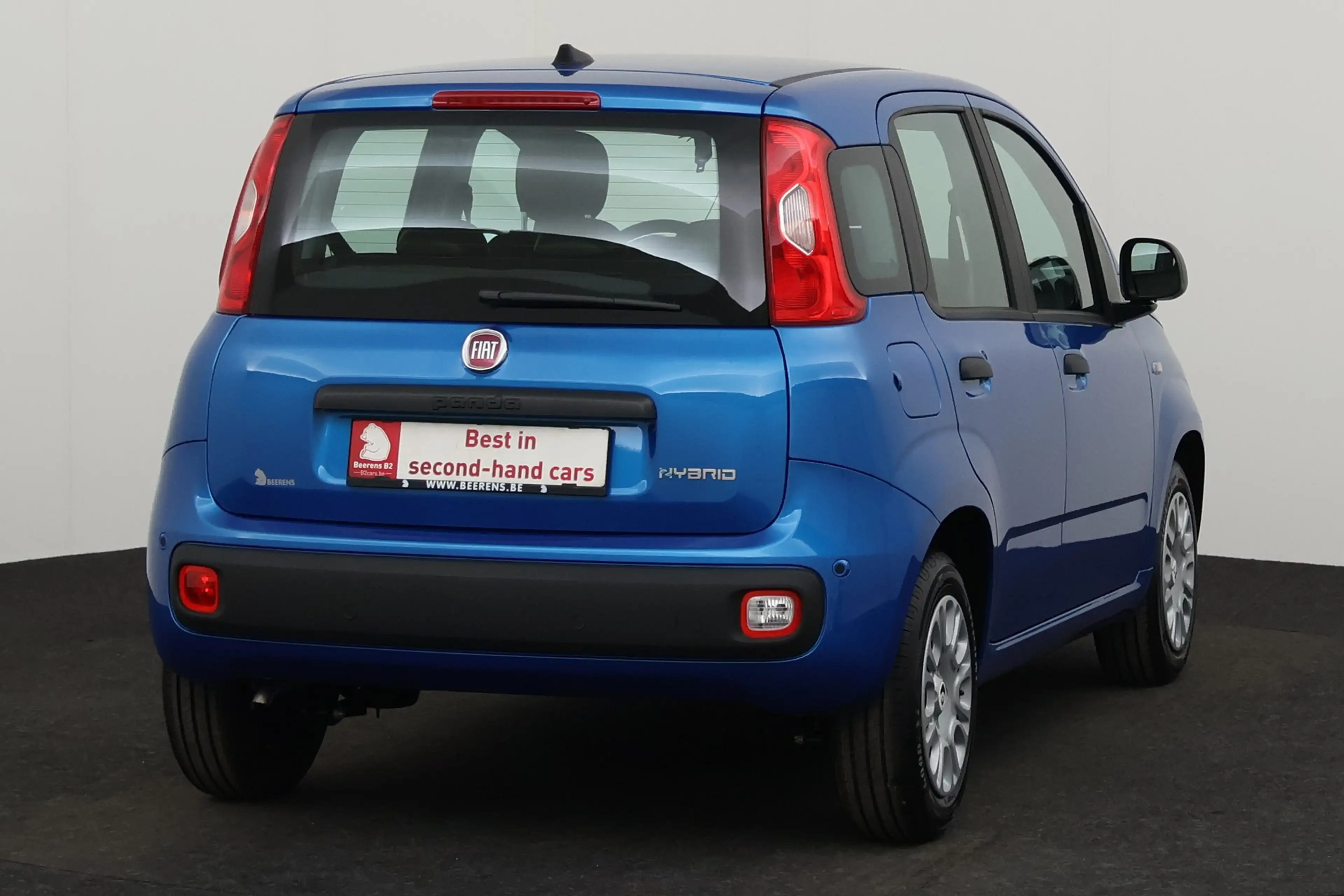 Fiat Panda 1.0i HYBRID CITY PACK + PDC + CRUISE + AIRCO — photo 3