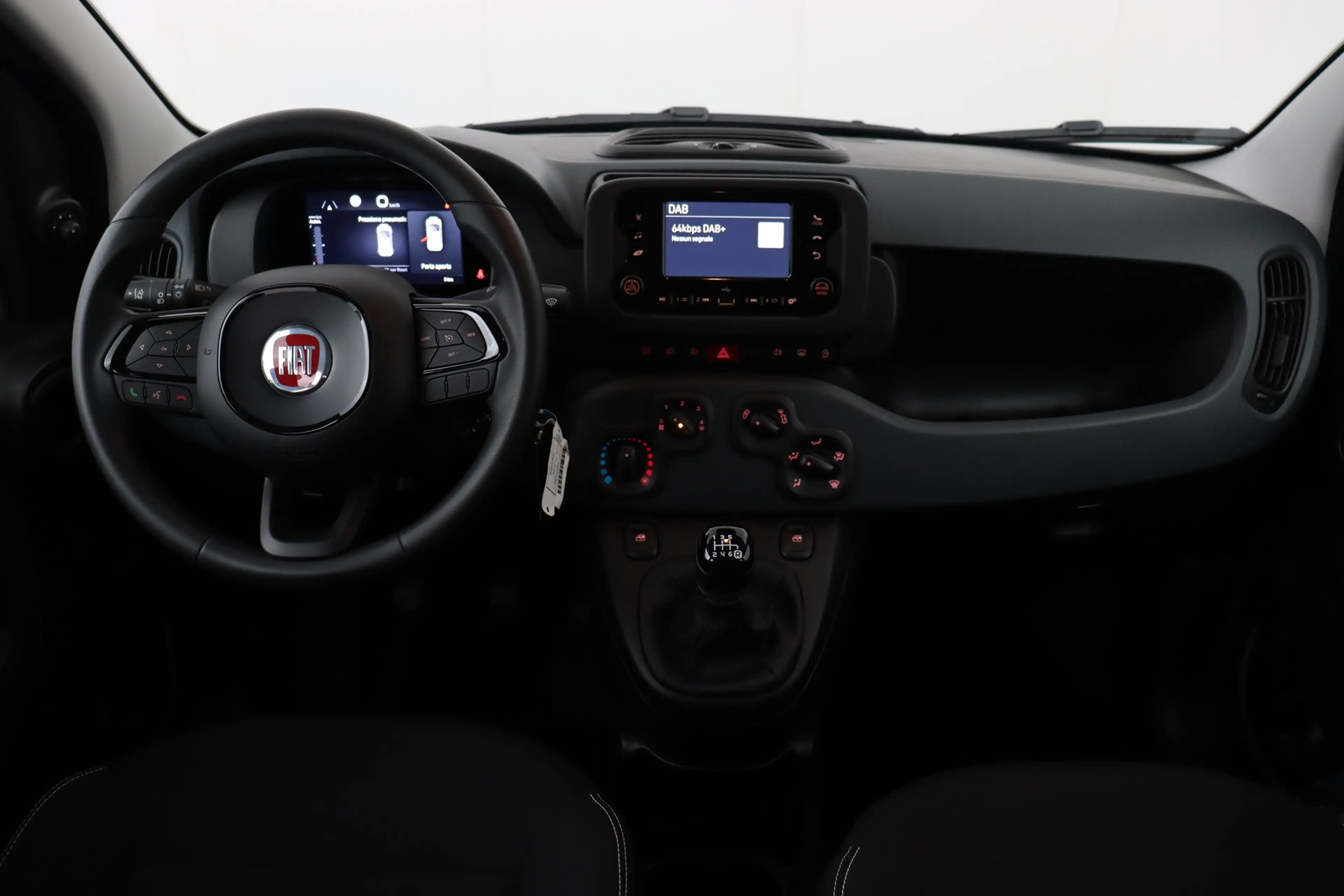 Fiat Panda 1.0i HYBRID CITY PACK + PDC + CRUISE + AIRCO — photo 9