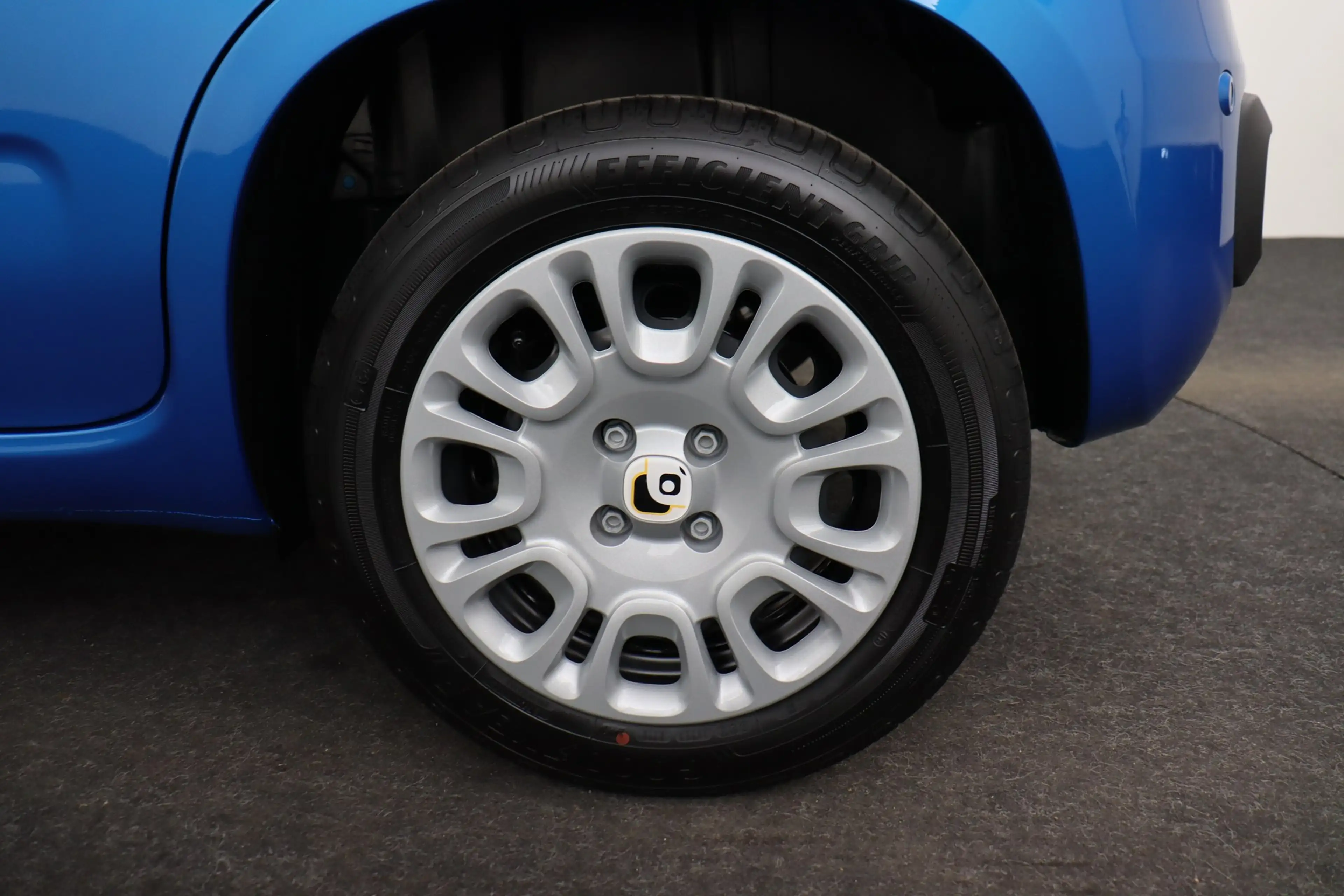 Fiat Panda 1.0i HYBRID CITY PACK + PDC + CRUISE + AIRCO — photo 15