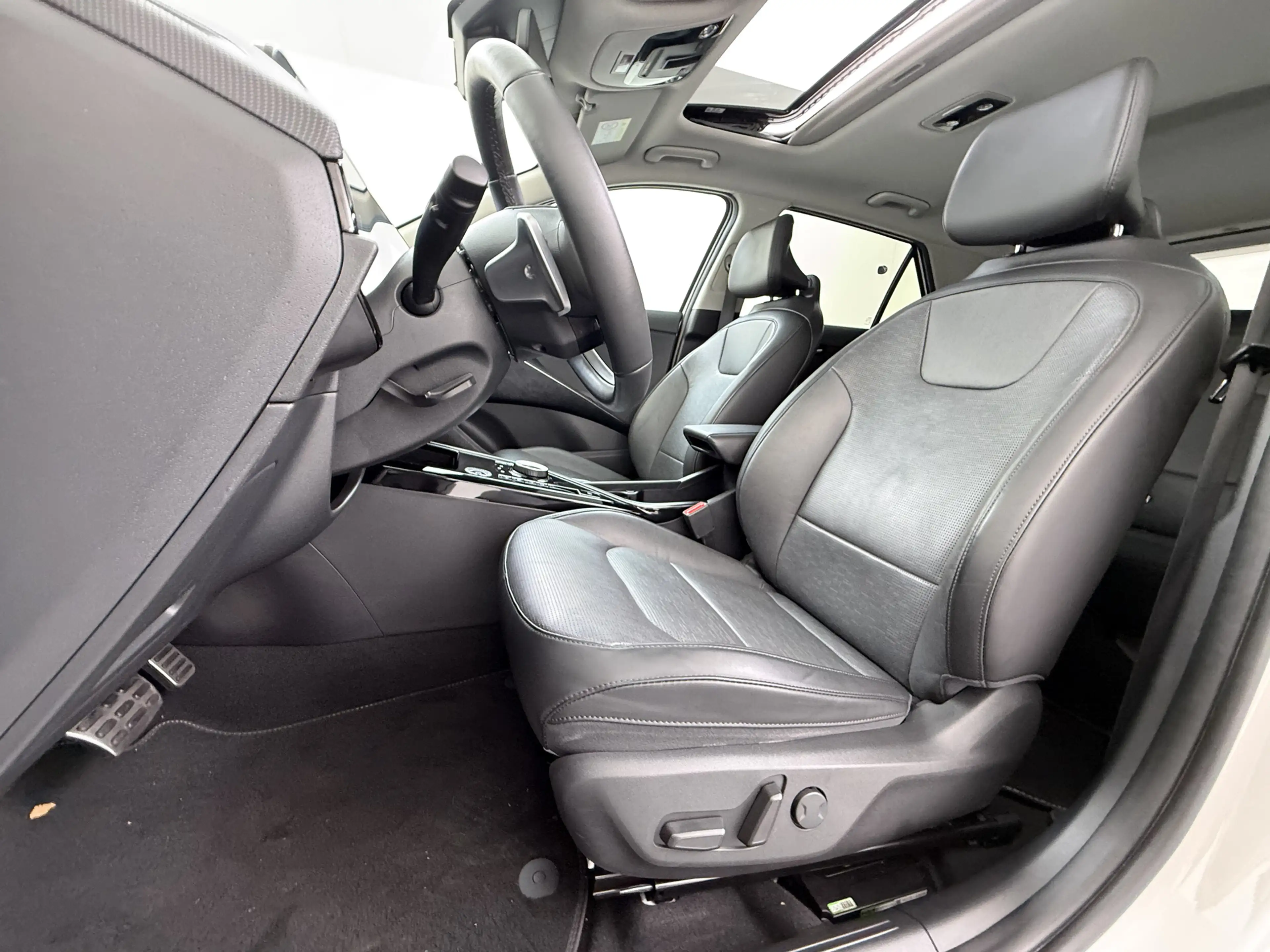 Kia e-Niro EV ExecutiveLine 204PK 64.8kWh Adap.Cruise Head-Up — photo 12