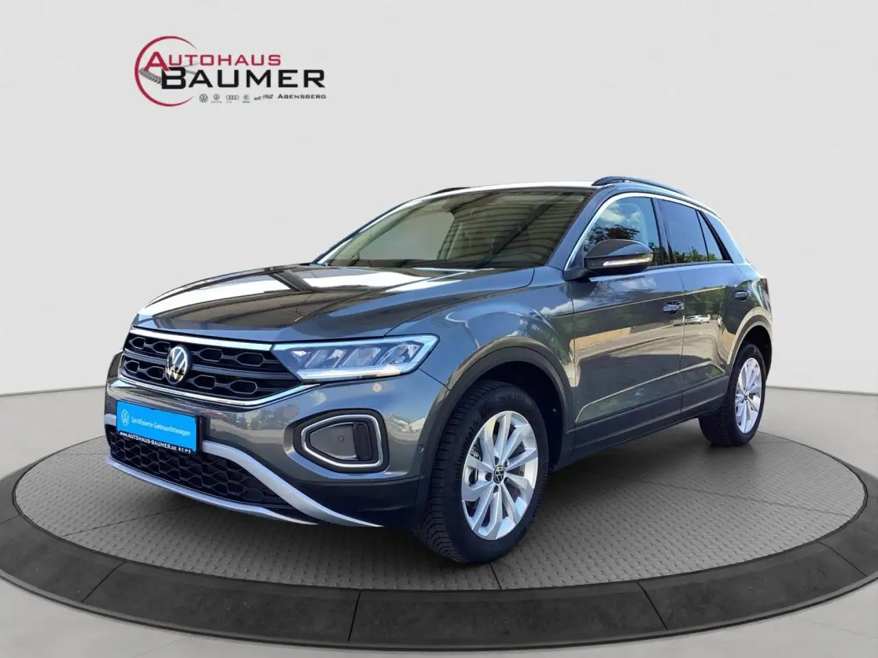 Volkswagen T-Roc, фото 1