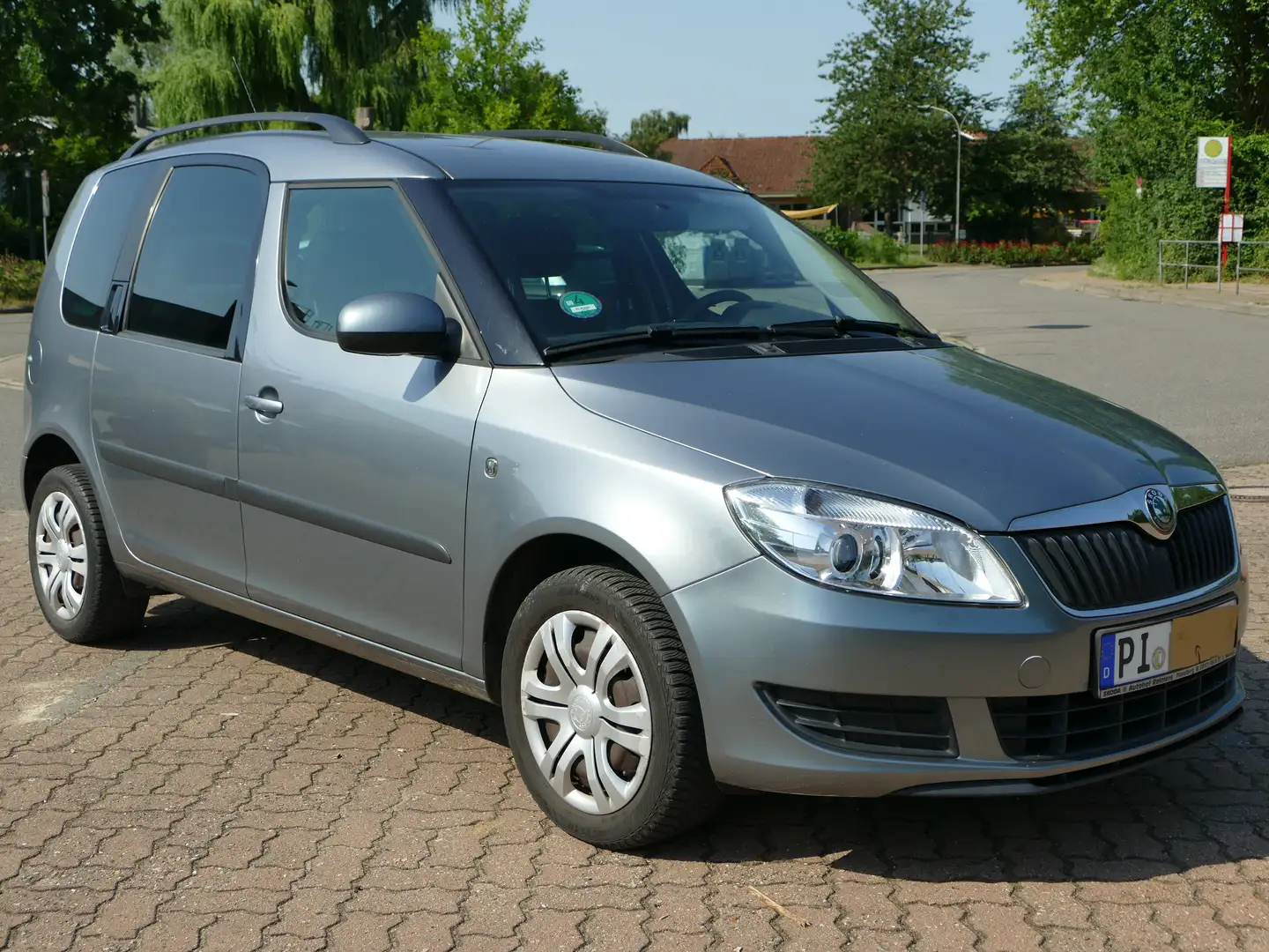 Skoda Roomster Roomster 1.2 TSI Style PLUS EDITION Climatronic Grau - 1
