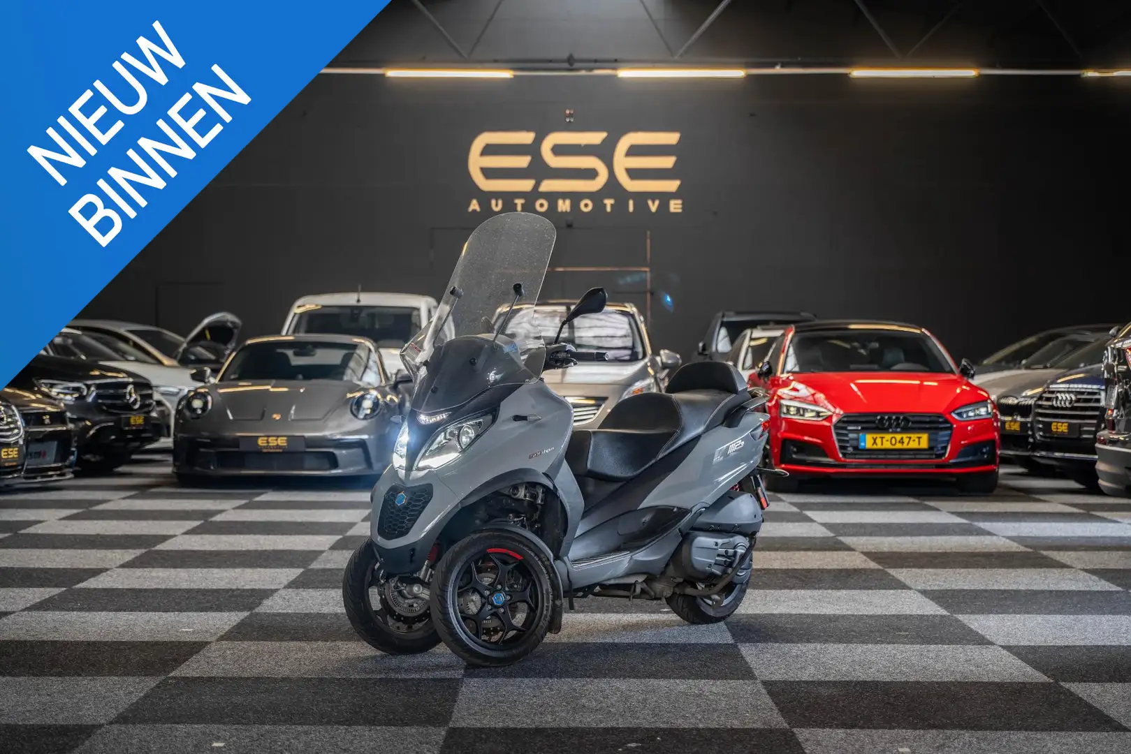 Piaggio MP3 500 HPE | Nardo | Akrapovic | Xenon - 1