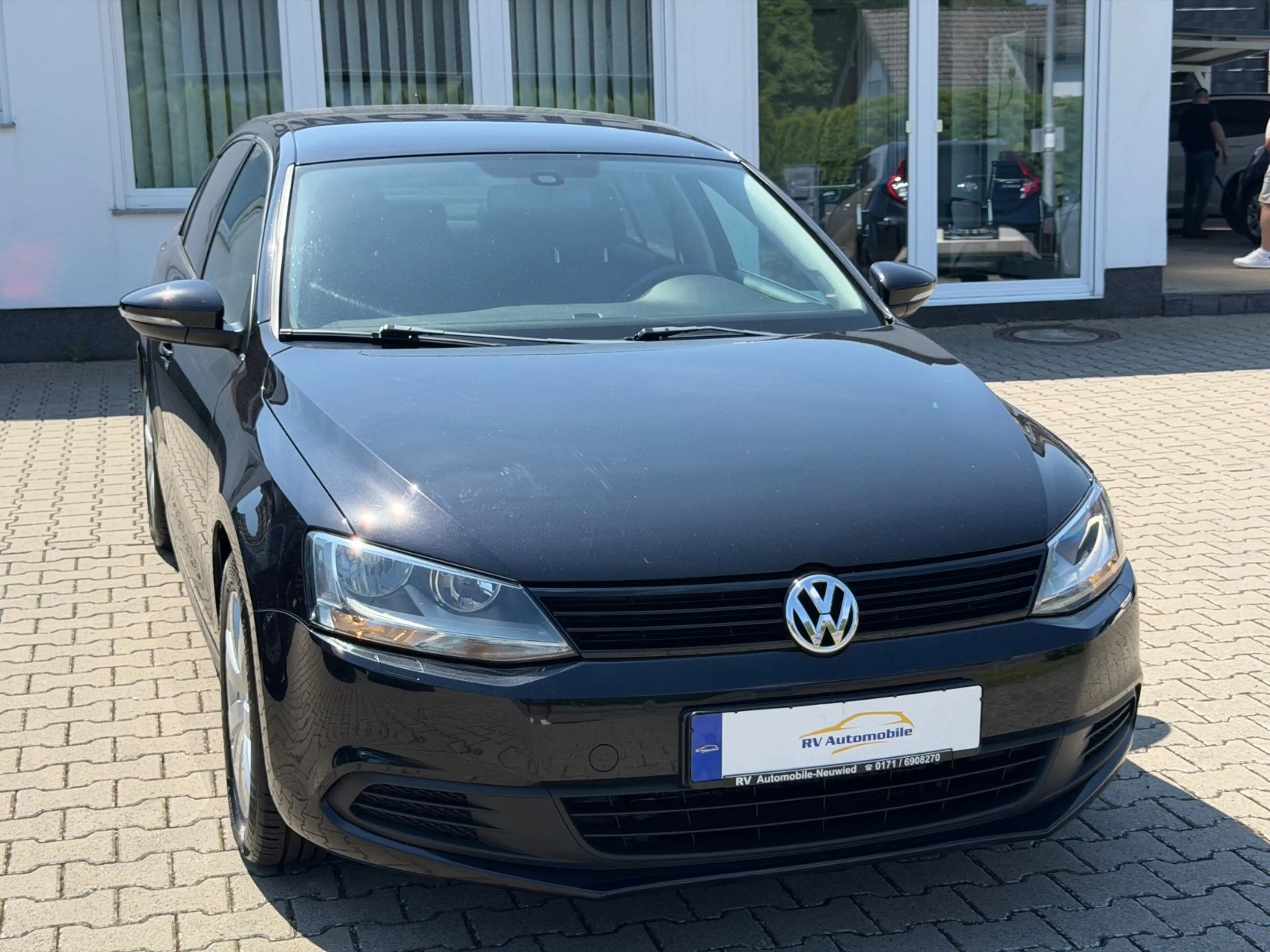 Volkswagen Jetta VI Trendline — photo 3