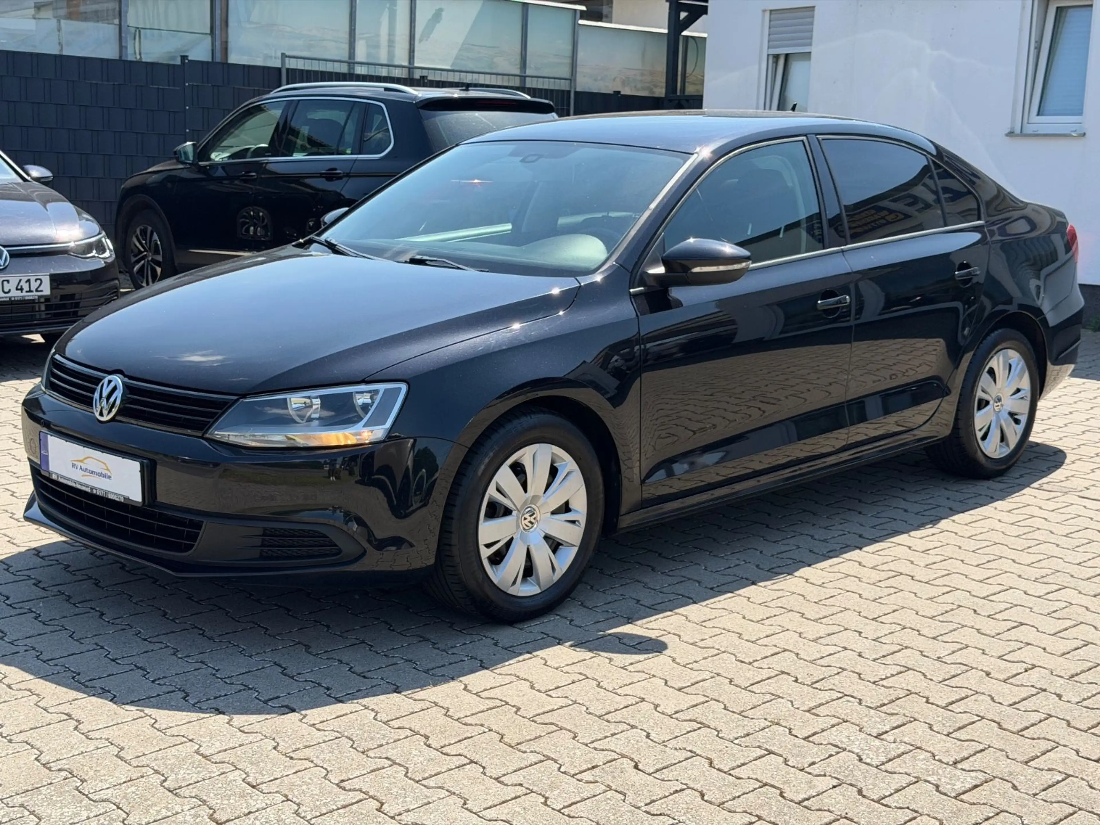 Volkswagen Jetta VI Trendline — photo 14