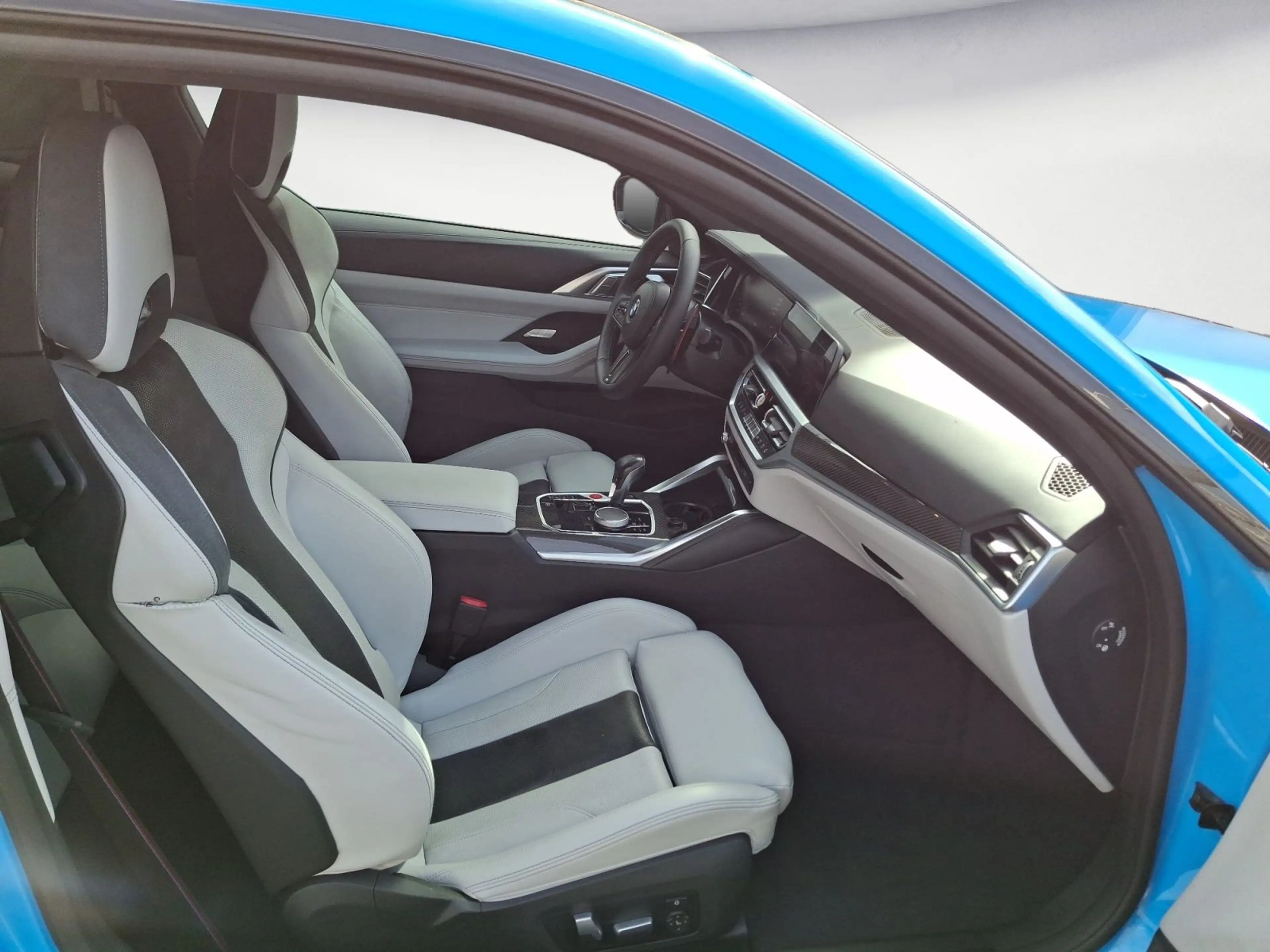 BMW M4 Competition Innovationsp. M Drivers Package — photo 15