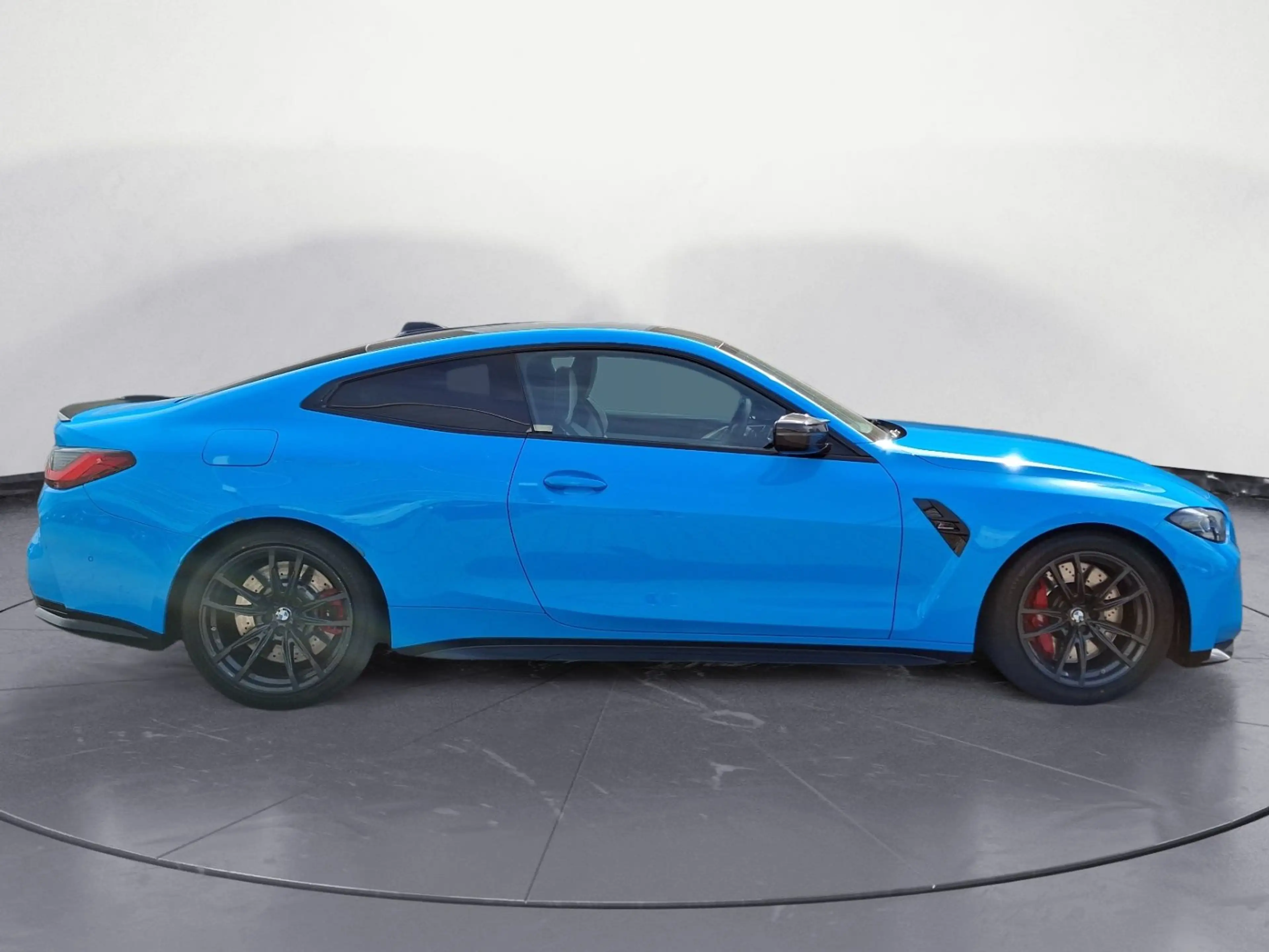 BMW M4 Competition Innovationsp. M Drivers Package — photo 7