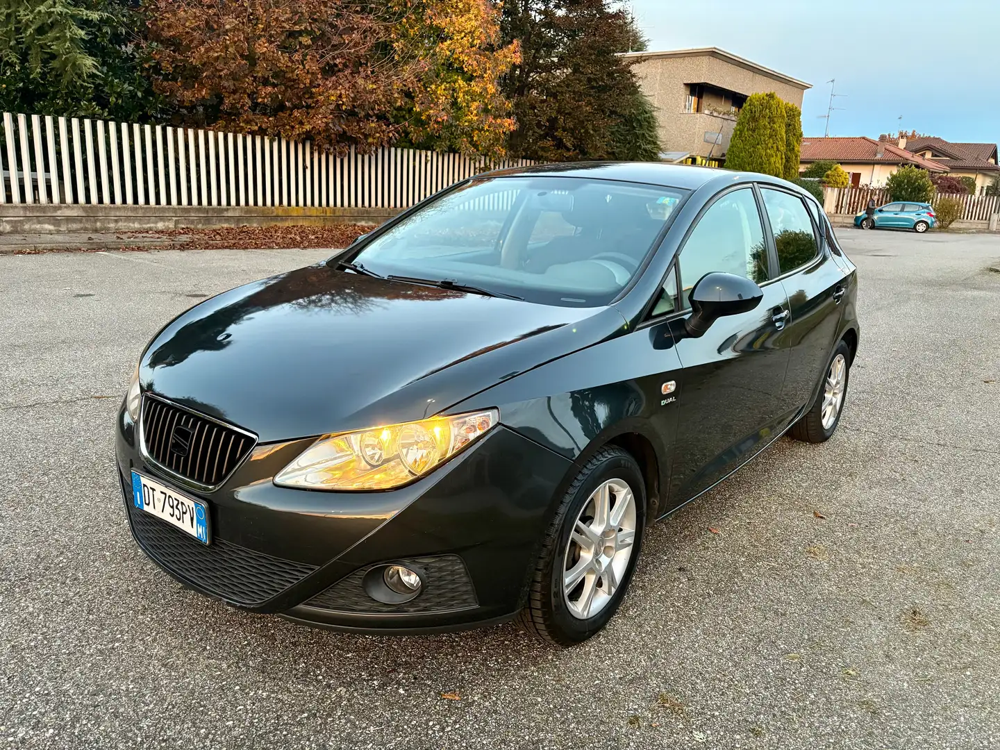 SEAT Ibiza Berlina 5p 1.2 Style Gpl Grau - 1