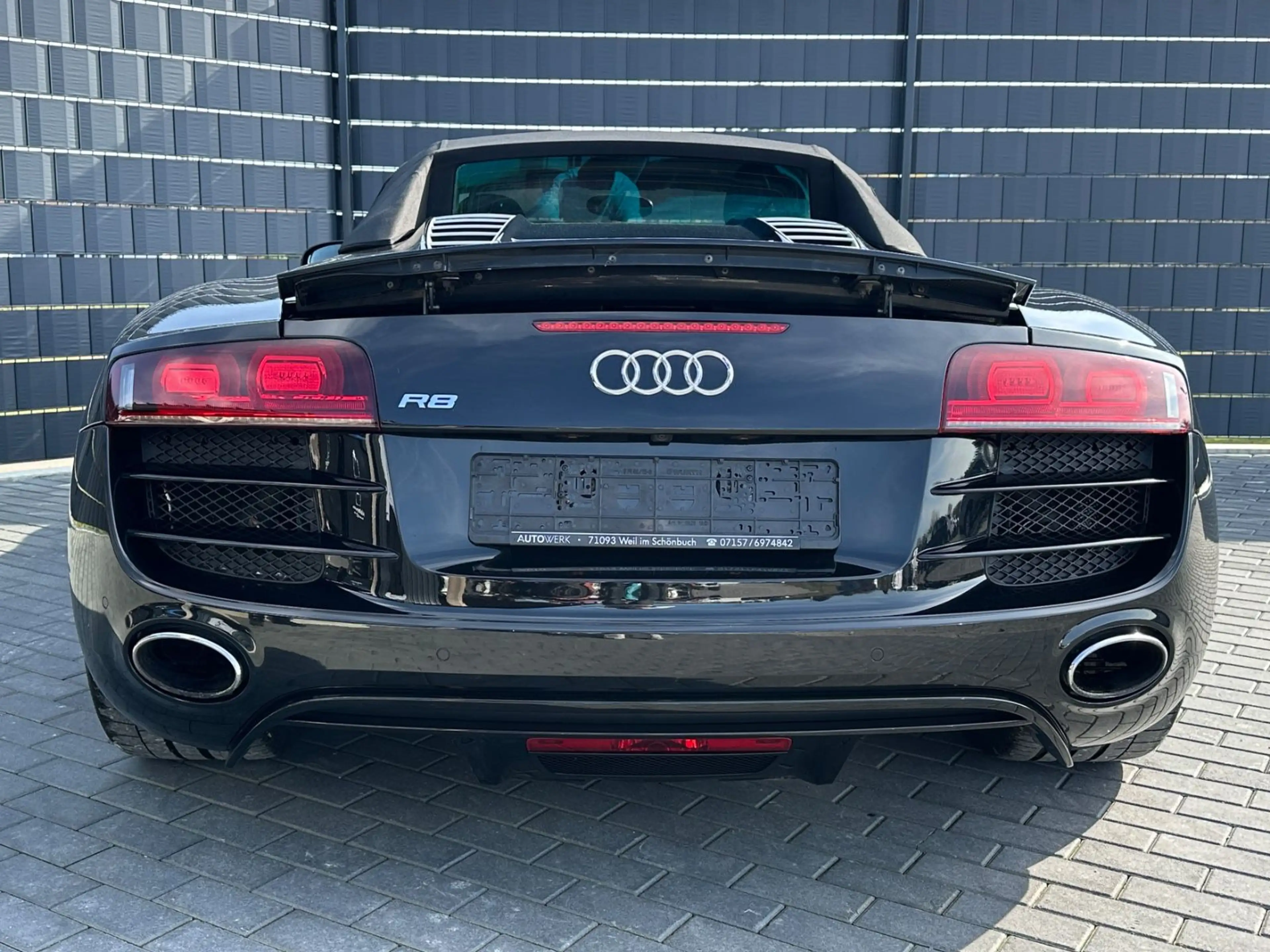 Audi R8 Spyder 5.2 FSI quattro*KERAMIK*B&O*LED* — photo 11