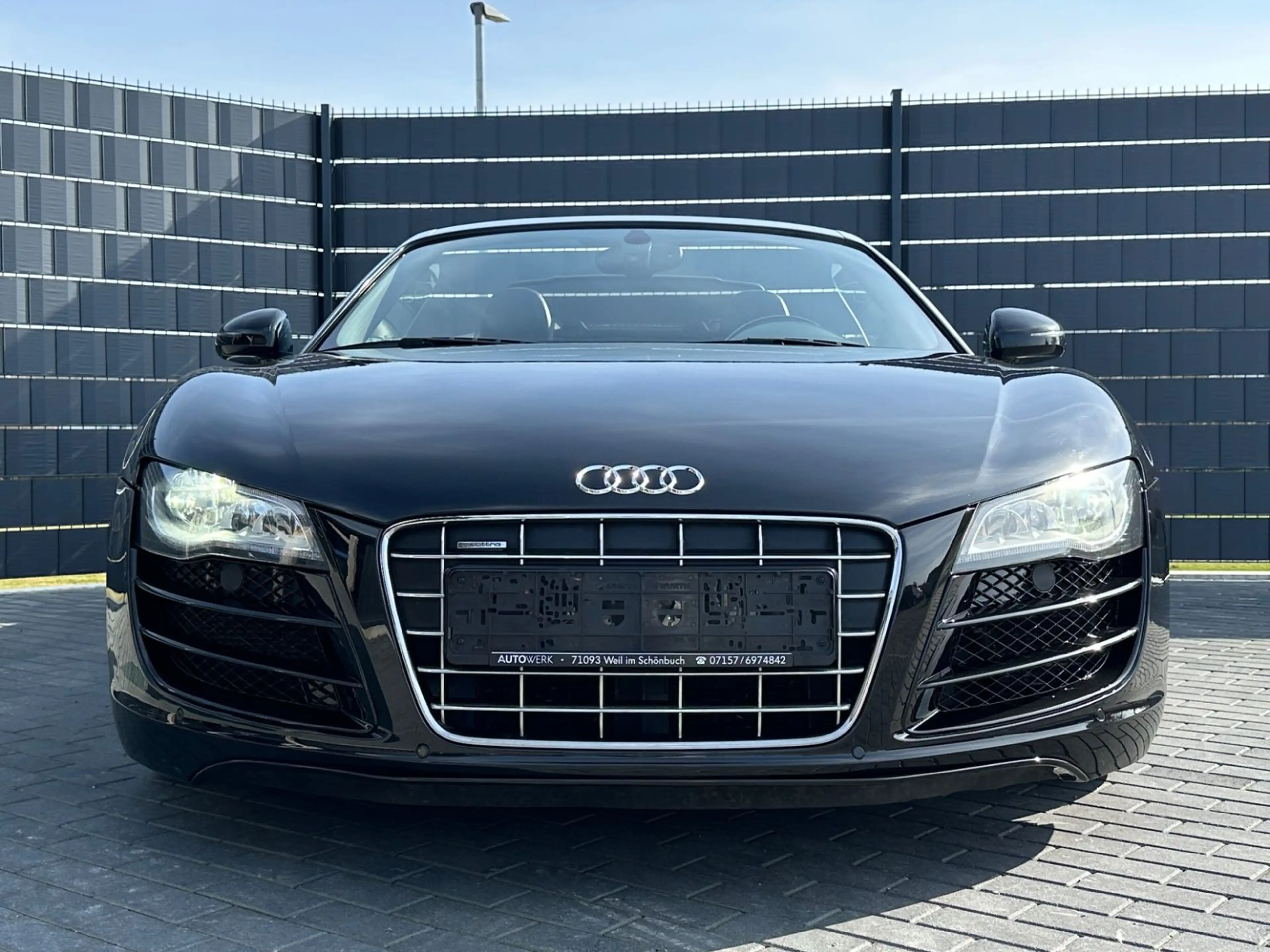 Audi R8 Spyder 5.2 FSI quattro*KERAMIK*B&O*LED* — photo 3