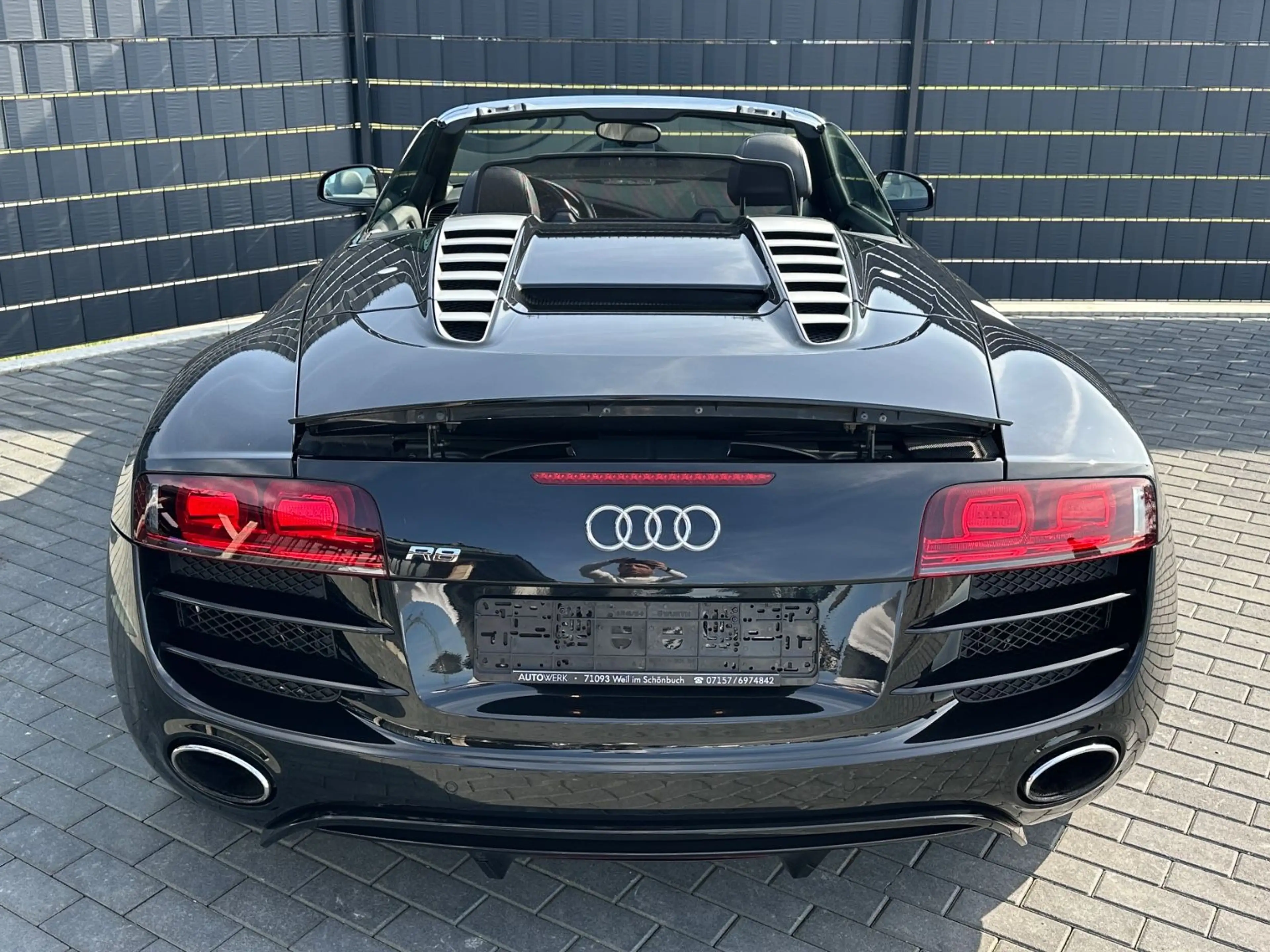Audi R8 Spyder 5.2 FSI quattro*KERAMIK*B&O*LED* — photo 10