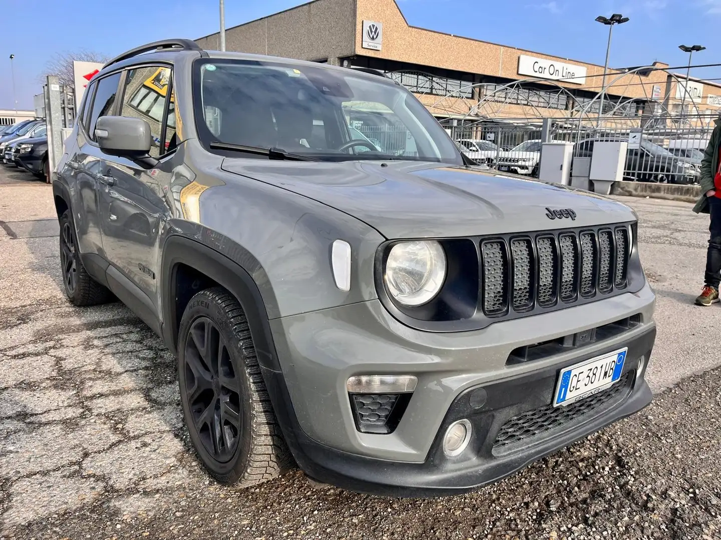 Jeep Renegade Renegade 1.0 Night Eagle 2wd Grau - 2