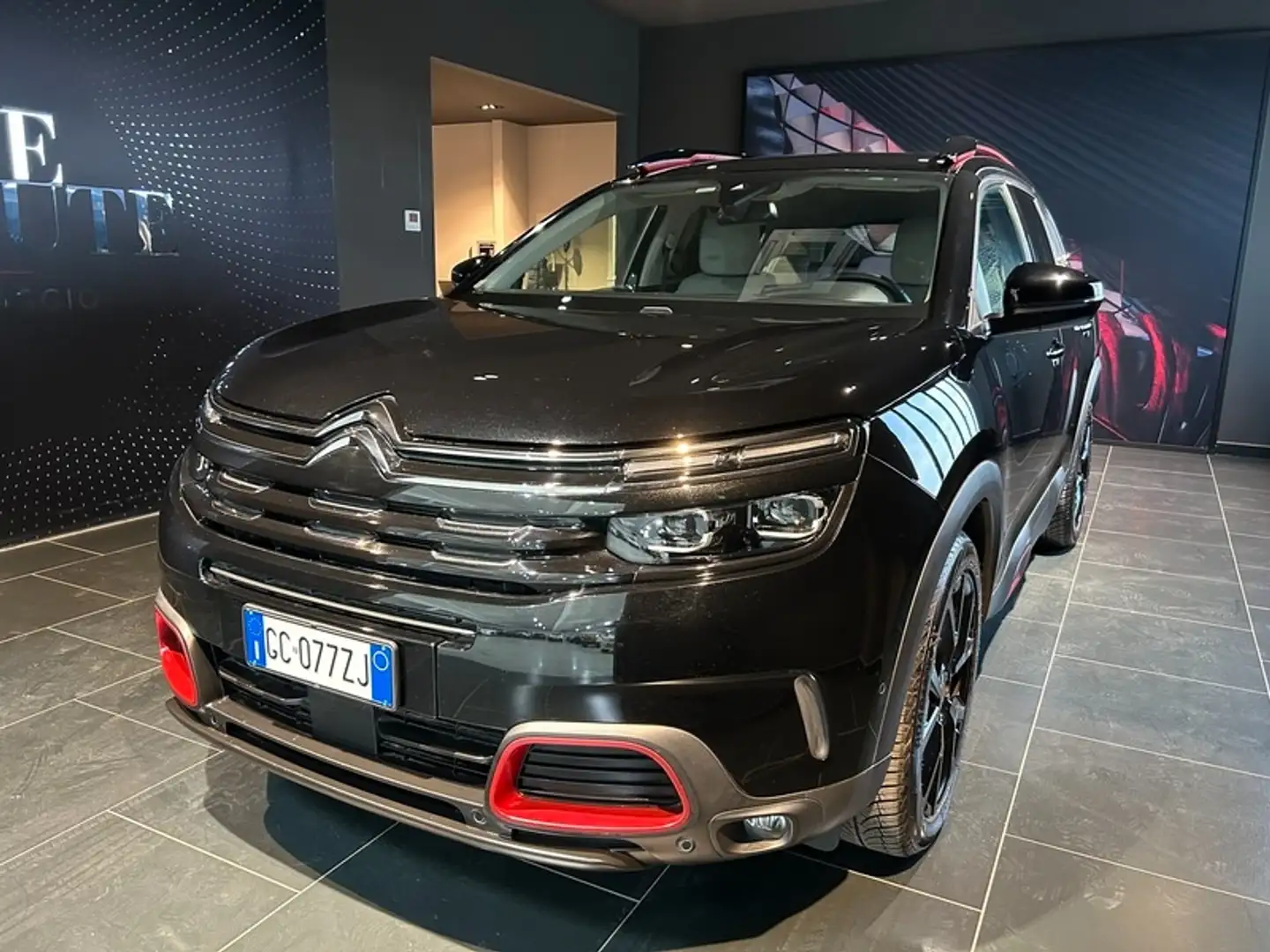 Citroen C5 Aircross Aircross 1.2 PureTech Shine Negro - 1