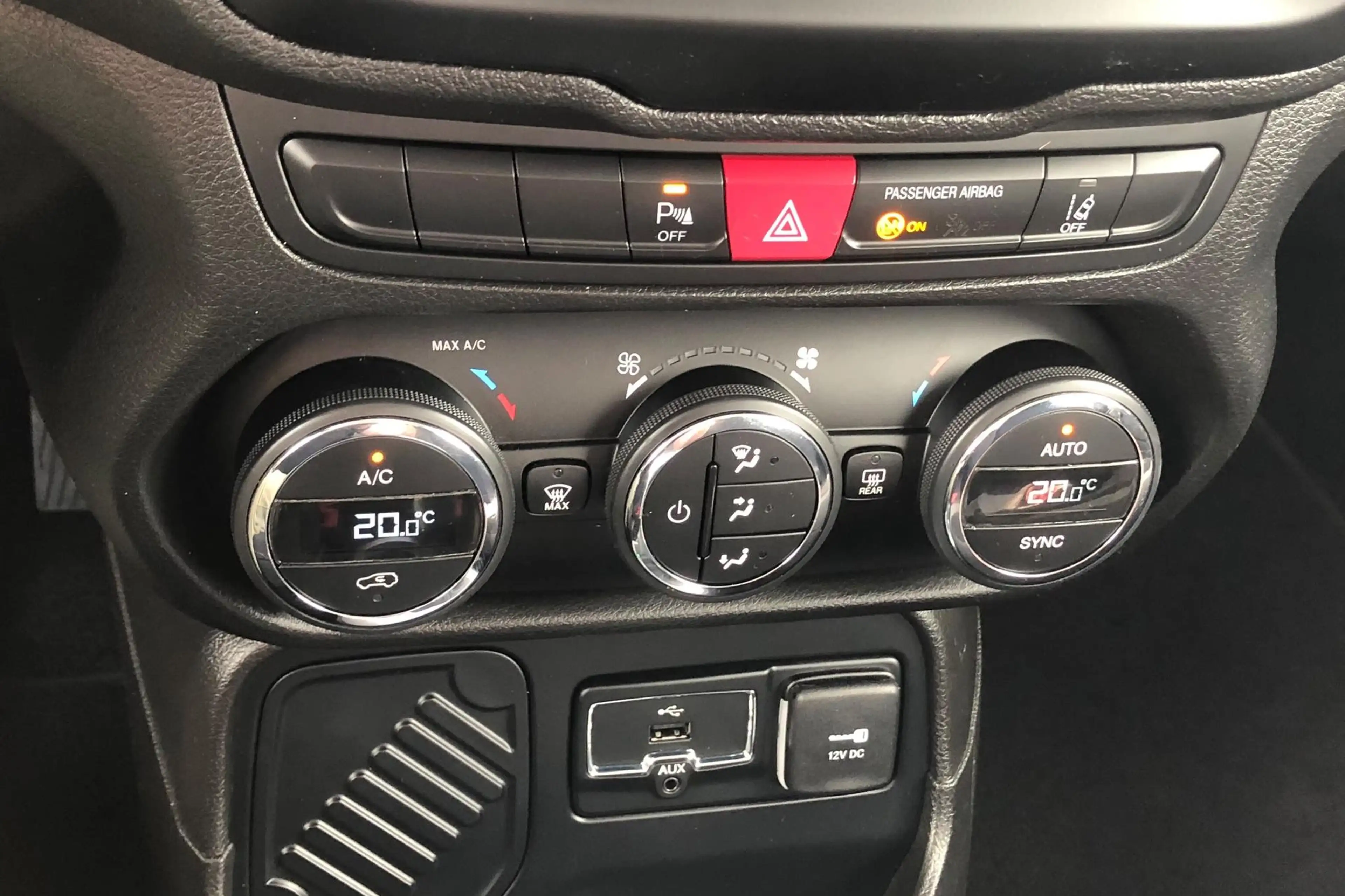 Jeep Renegade 1.4 Automaat Multi Air Limited | Trekhaak | Parkee — photo 6