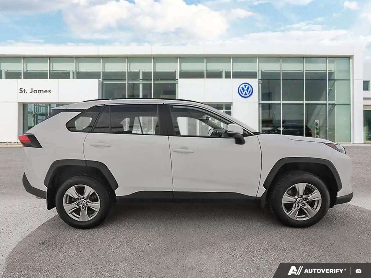 Toyota RAV 4 снимка Toyota RAV 4