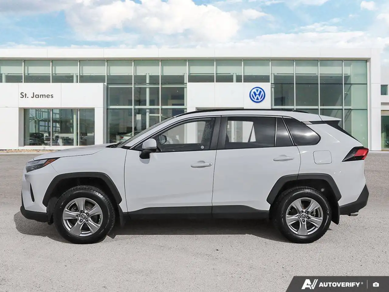 Toyota RAV 4 снимка Toyota RAV 4