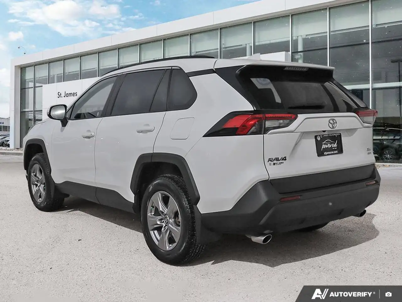 Toyota RAV 4 снимка Toyota RAV 4