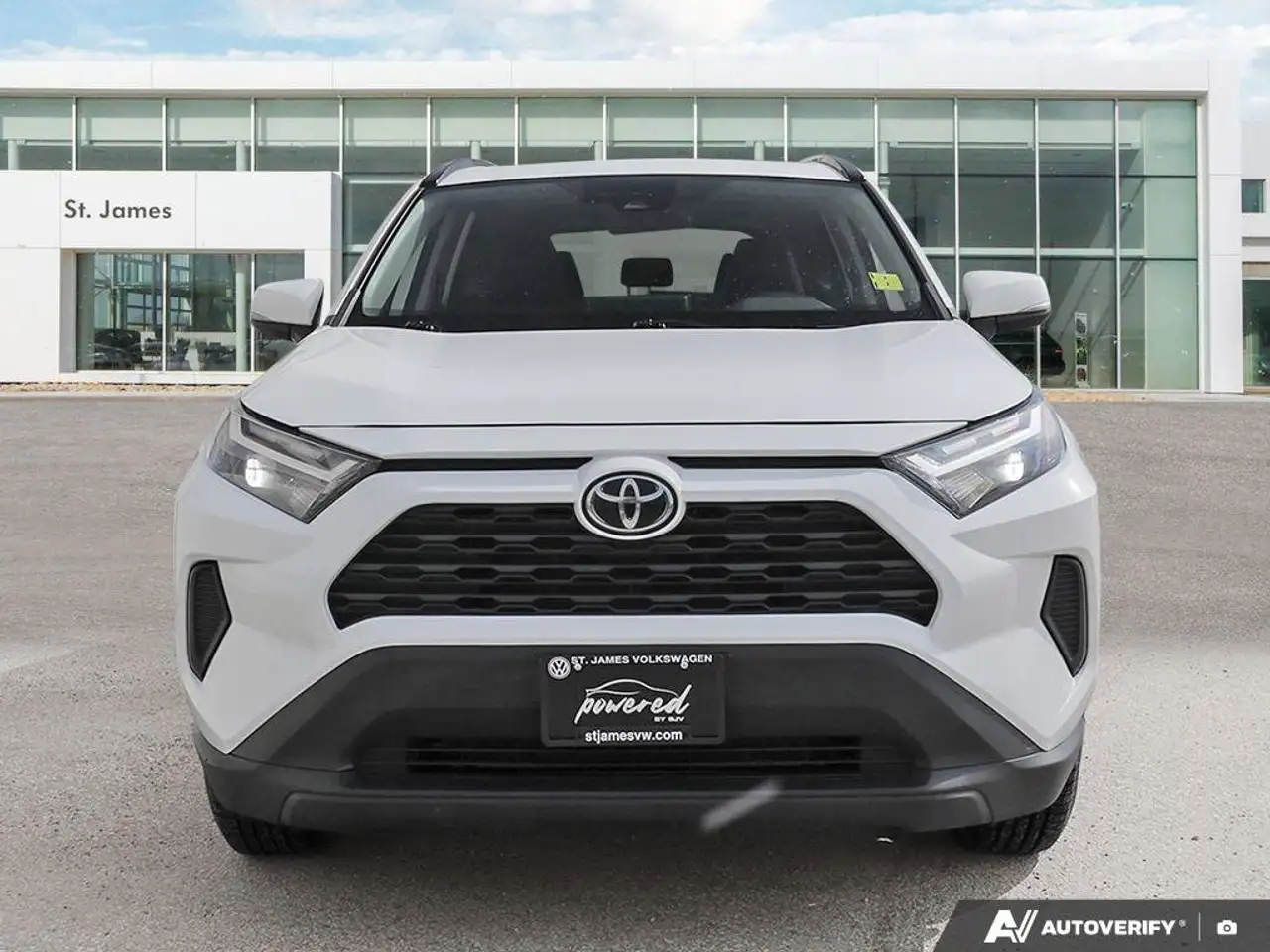 Toyota RAV 4 снимка Toyota RAV 4