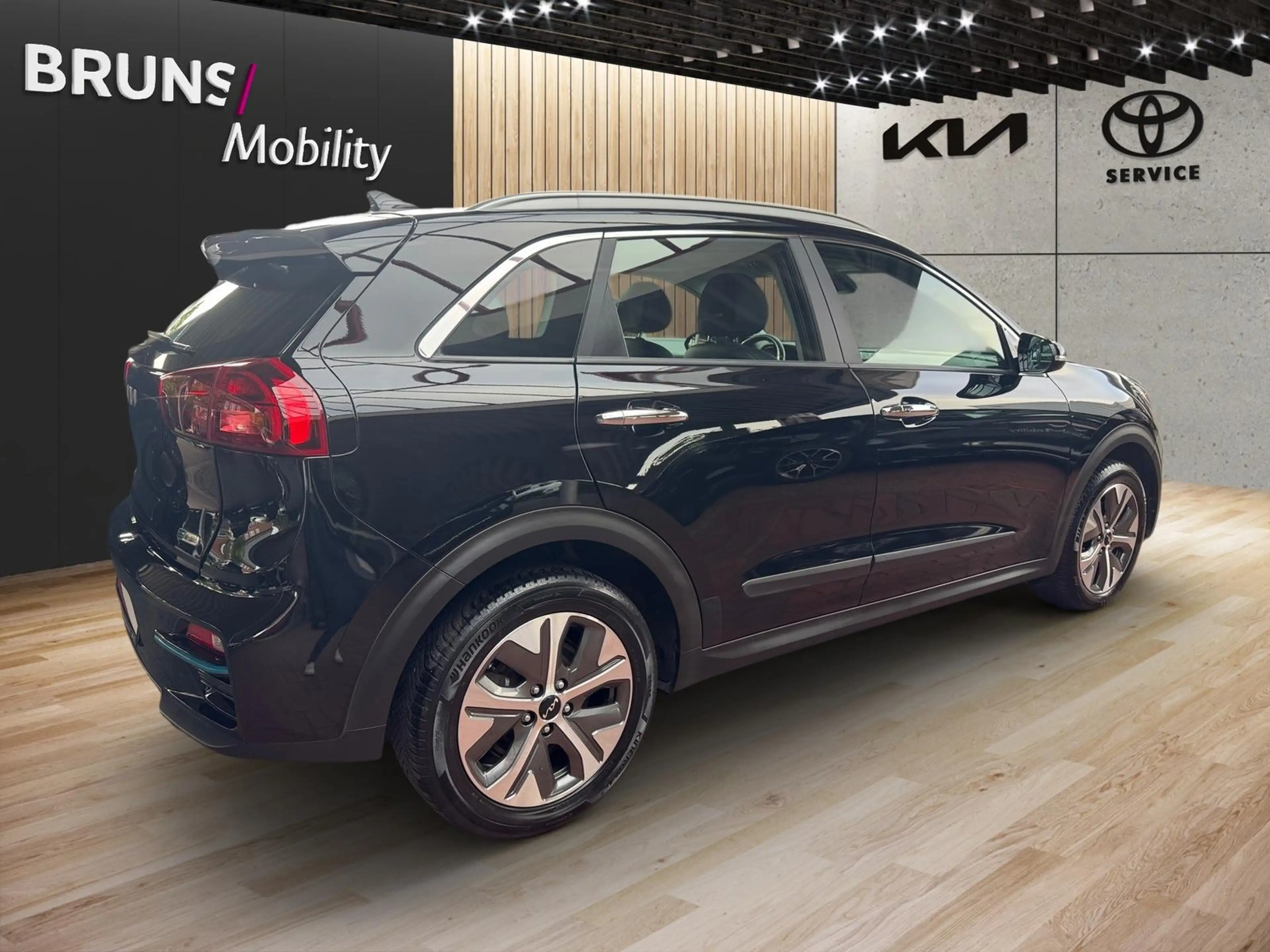 Kia e-Niro Vision 64 kWh LED Navi — photo 4