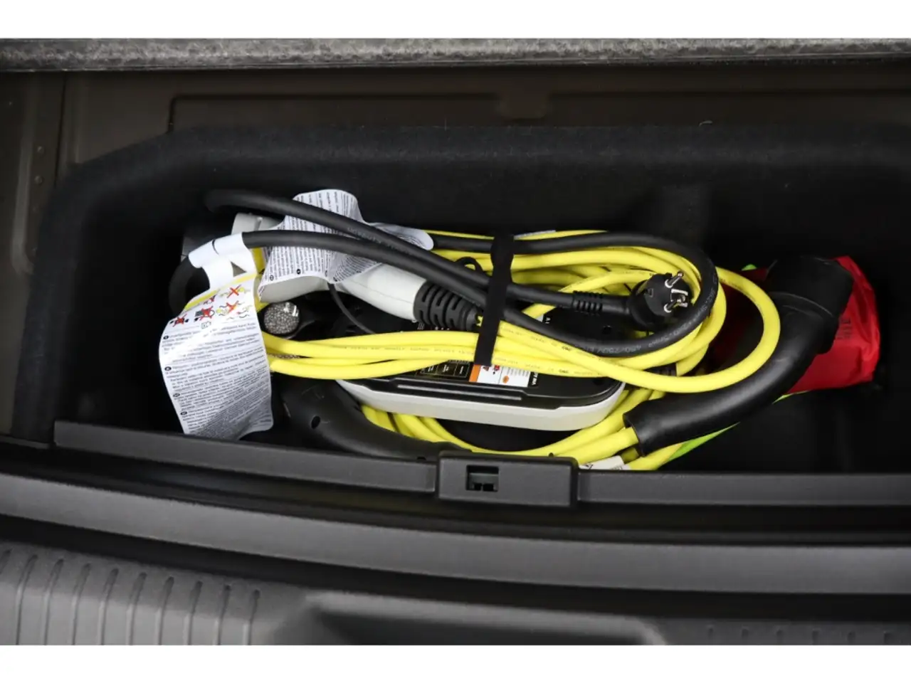 Volkswagen ID.4 Pro AHK Wärmepumpe Assitenzpaket 19 Hamar RFK 16