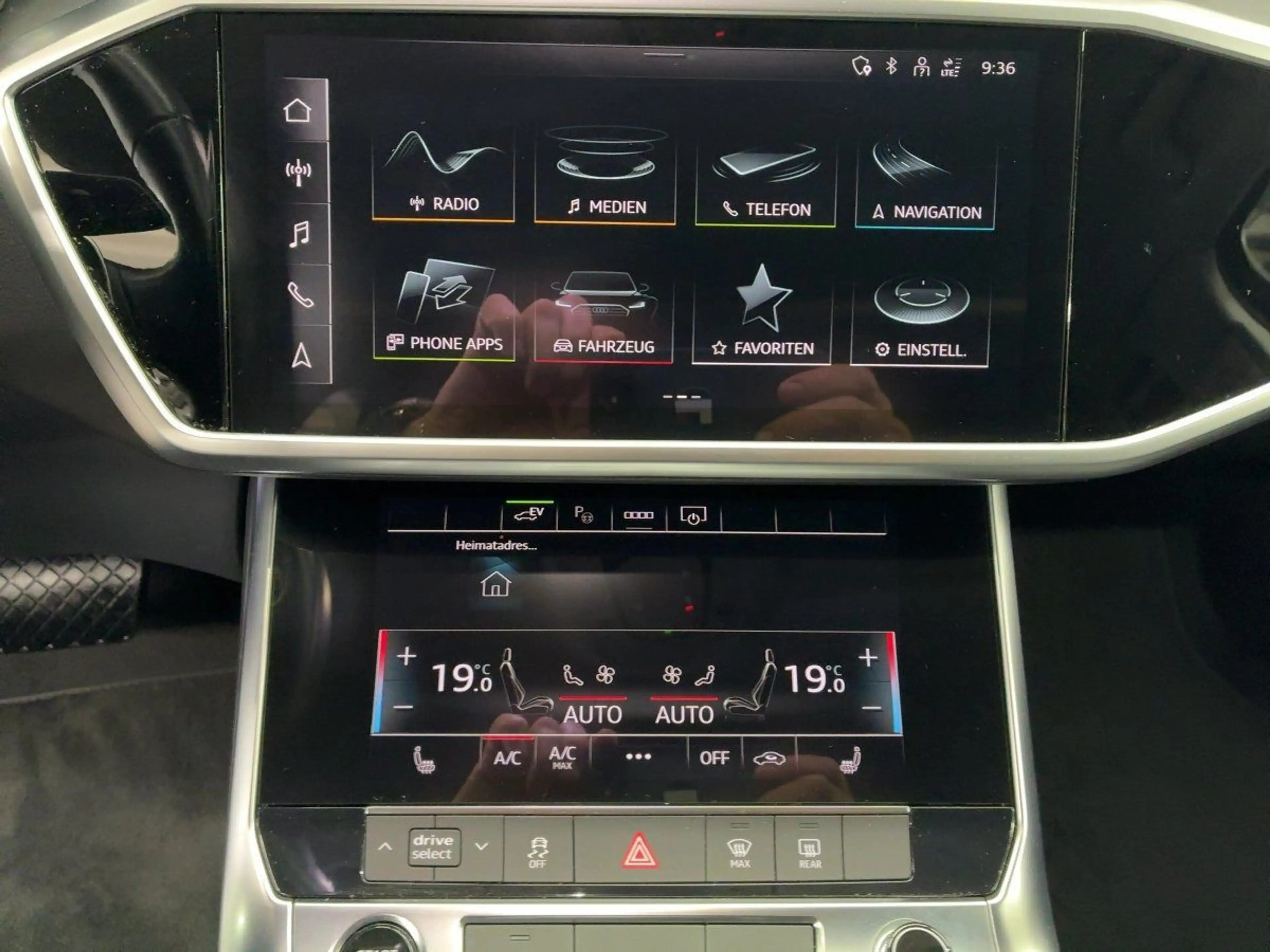 Audi A6 TFSI e quattro S tronic VirtualCockpit — photo 8