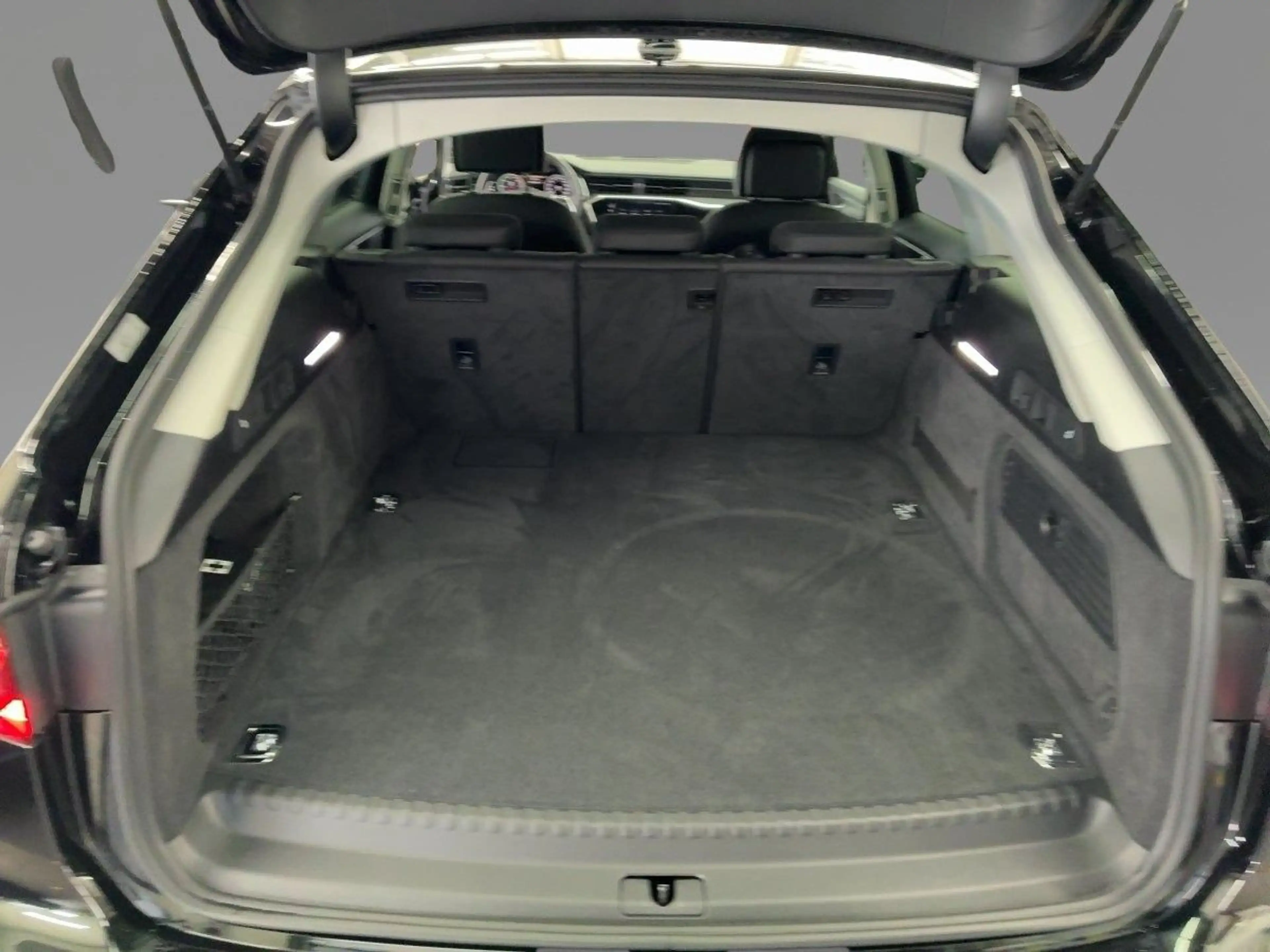 Audi A6 TFSI e quattro S tronic VirtualCockpit — photo 10