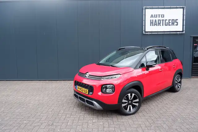 Citroen C3 Aircross 1.2 PureTech S&S Shine Afgeleverd met 4 nieuwe ban