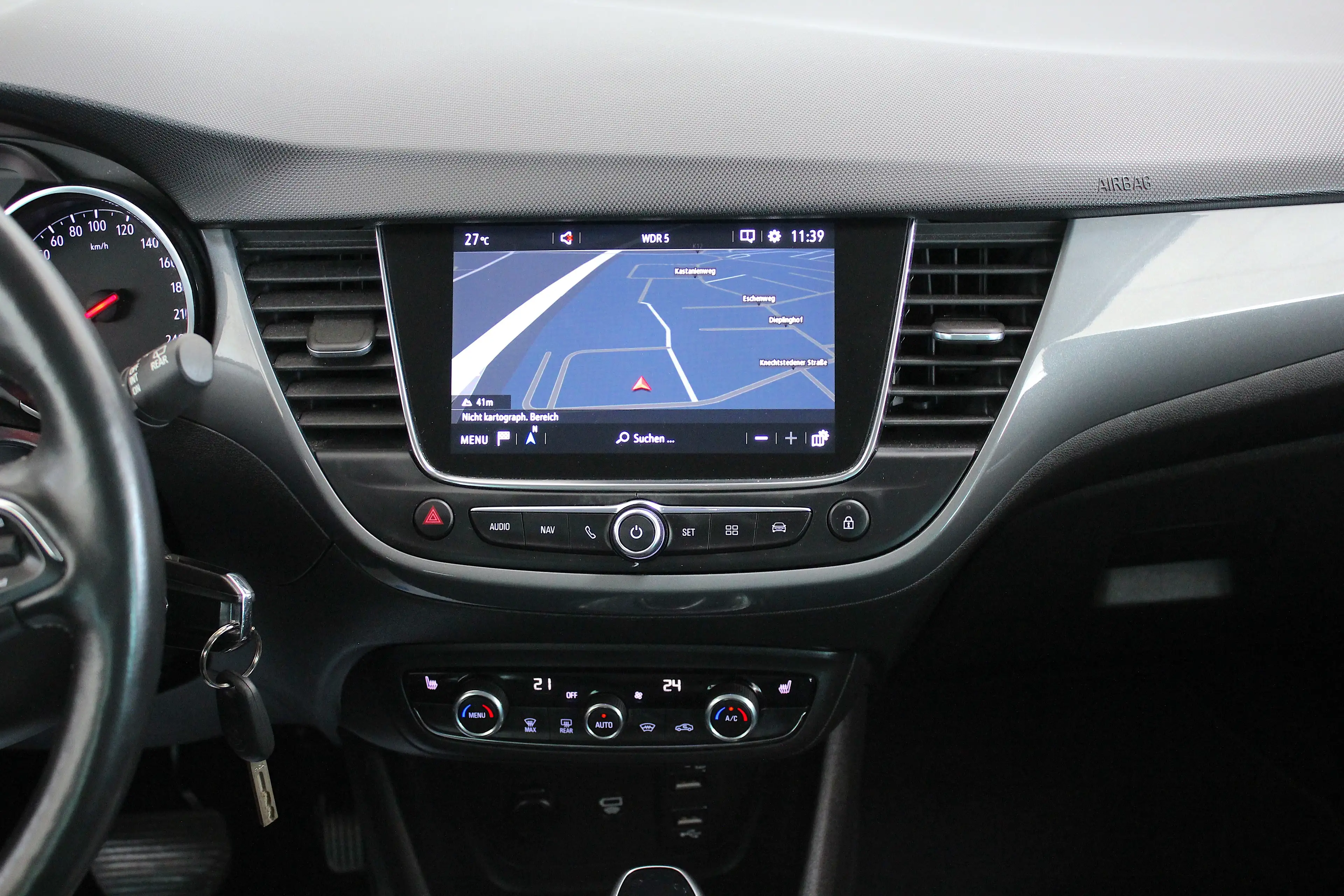 Opel Crossland (X) Elegance Automatik *NAVI*LED*AHK*ZAHNRIEMEN*PDC*KAMERA*SHZ*LHZ* — photo 13