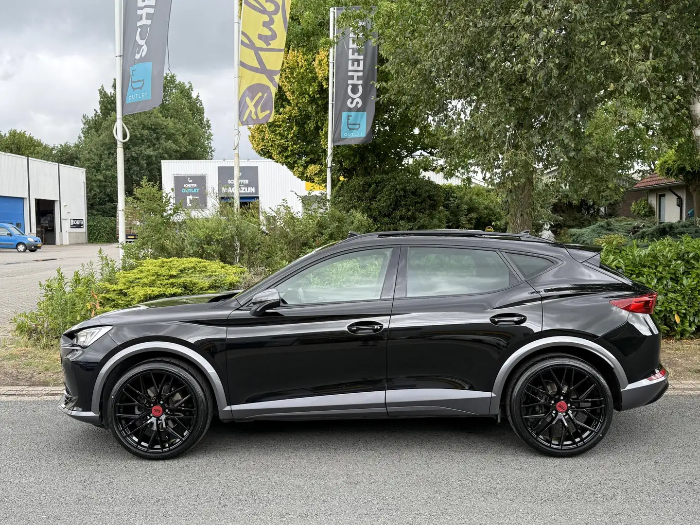 CUPRA Formentor 1.5 TSI 150PK DSG•Pano•Beats Zwart - 2