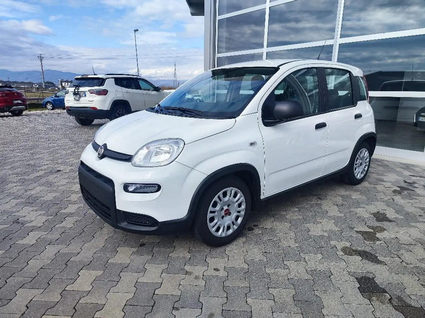 Fiat Panda 1.0 FireFly S&S Hybrid Weiß - 1