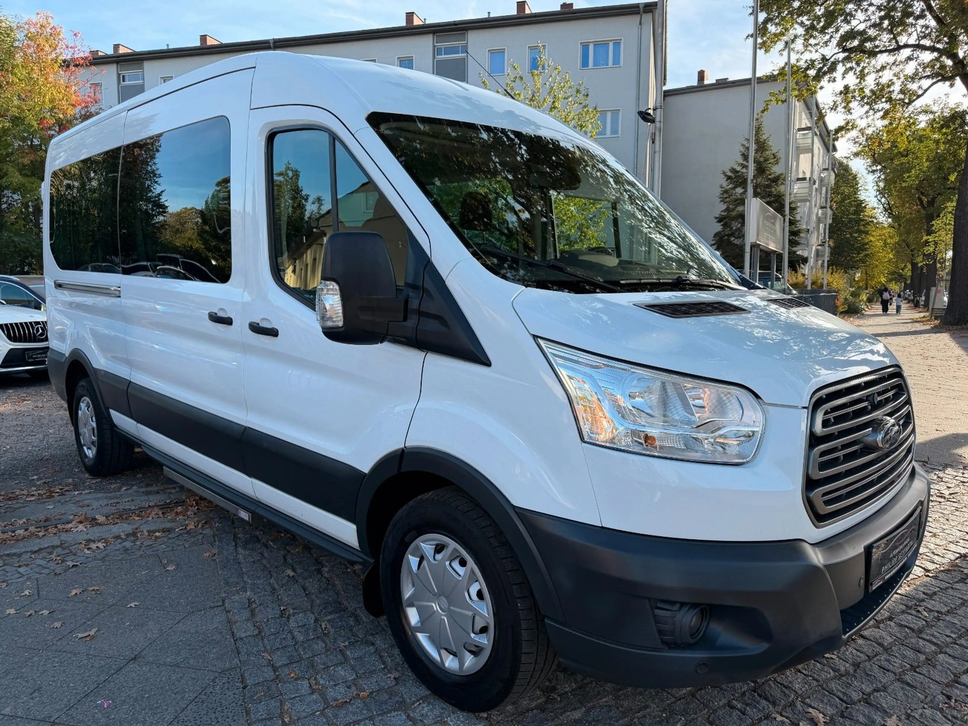 Ford Transit Custom 350 L3*1.HAND*RAMPE*KAMERA*9-SITZE — photo 4