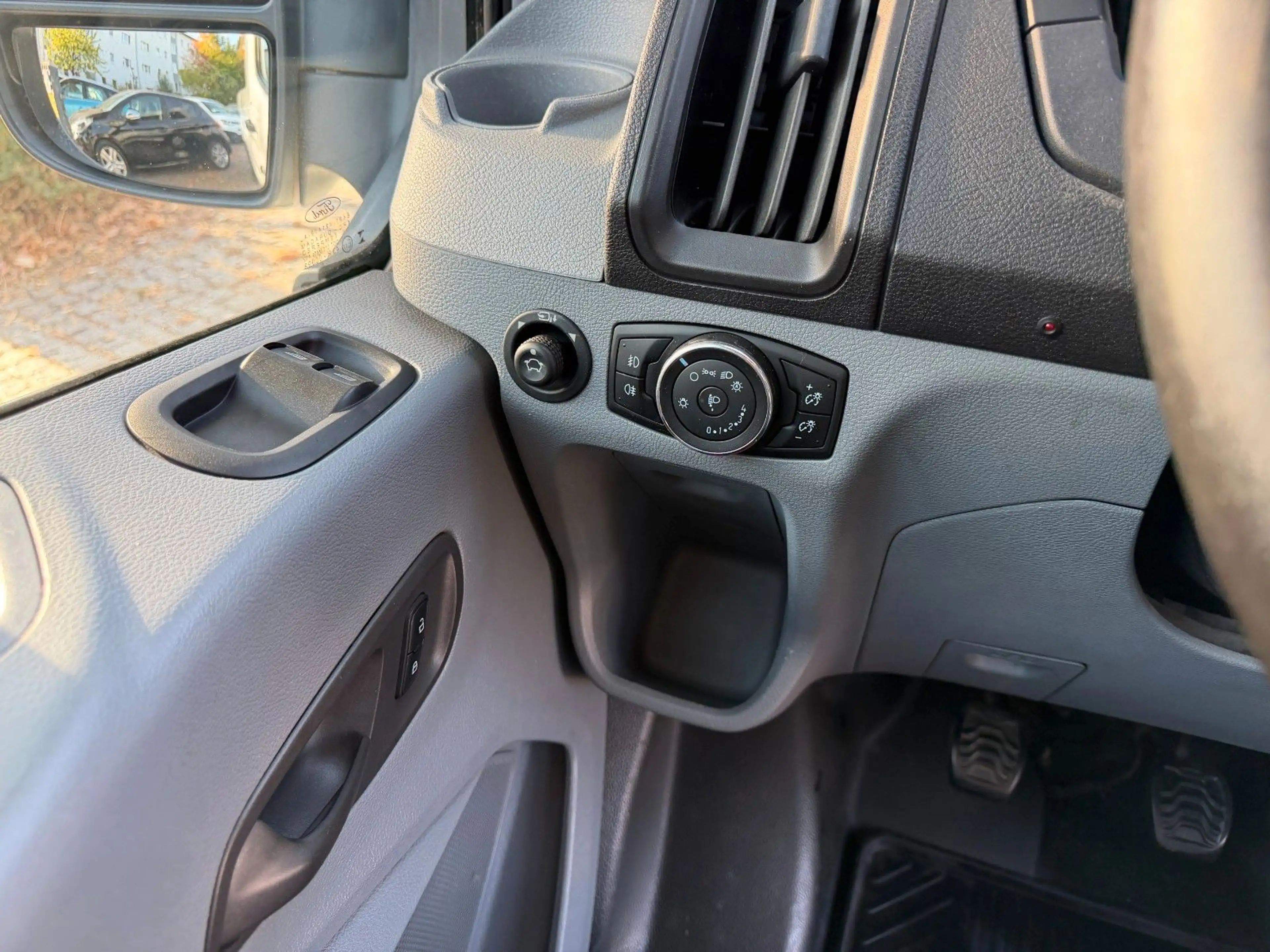Ford Transit Custom 350 L3*1.HAND*RAMPE*KAMERA*9-SITZE — photo 8