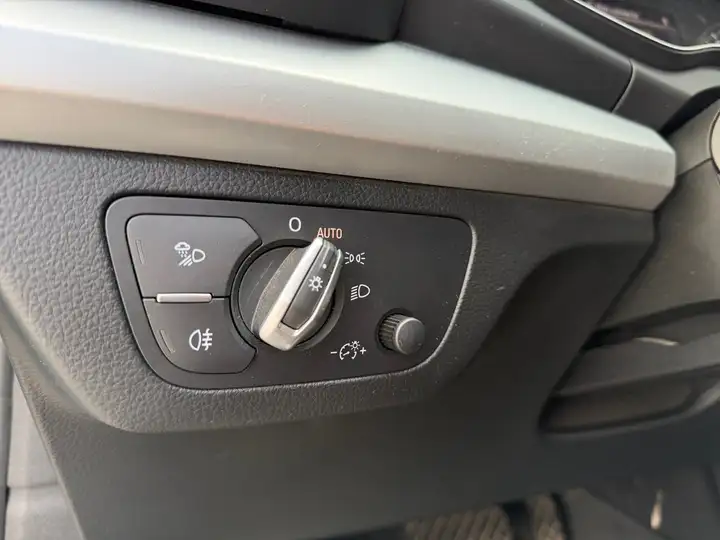 Audi Q5 35 TDI 2.0 163 QUATTRO S TRONIC — photo 10